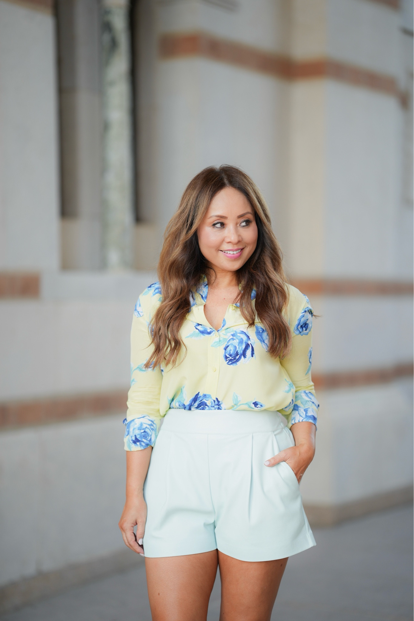 #summershorts #fauxleathershorts 

#LTKSummerSales #LTKStyleTip #LTKOver40