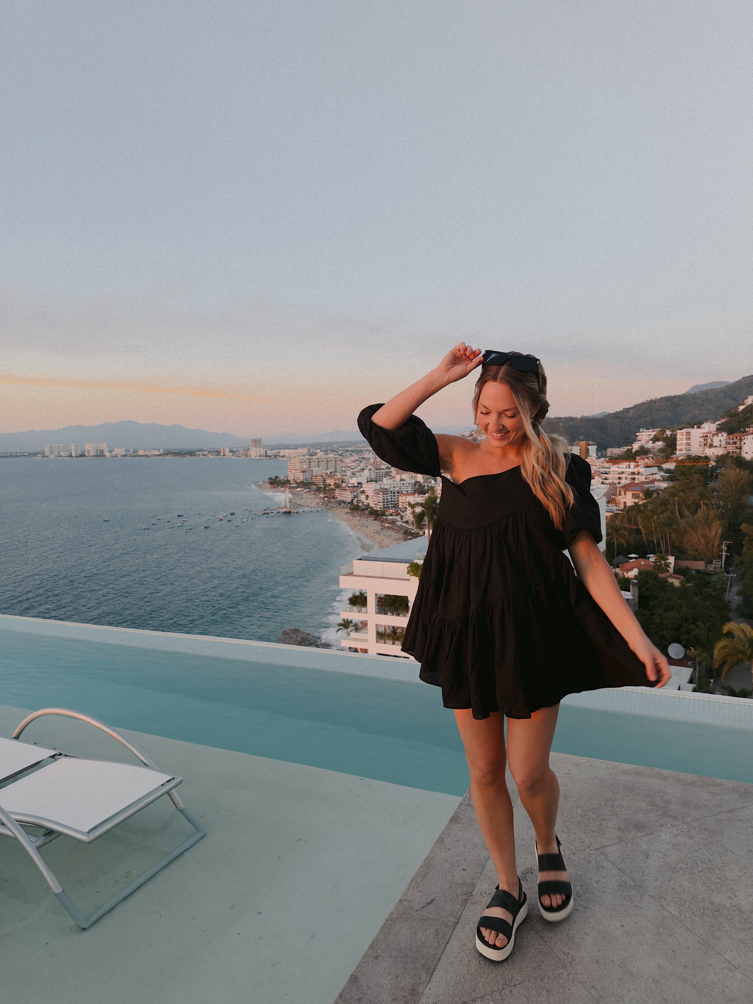 My go-to dress 🖤 so easy and cute!! 

#LTKstyletip #LTKtravel #LTKSpringSale