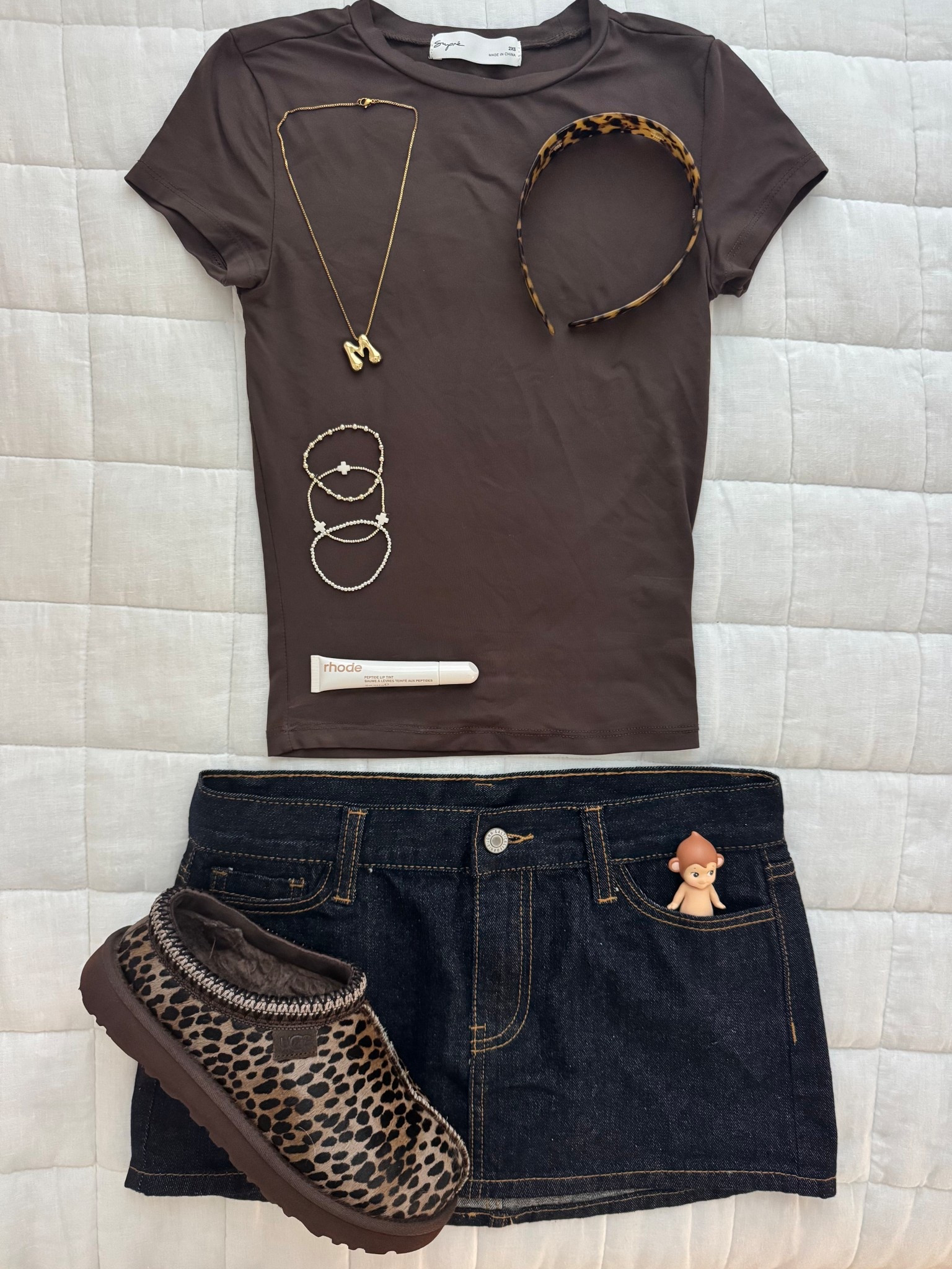 brown fall fit! top is sold out so i added a similar one from aritzia- currently on sale for black friday! 

#LTKootd #LTKFindsUnder50 #LTKCyberWeek