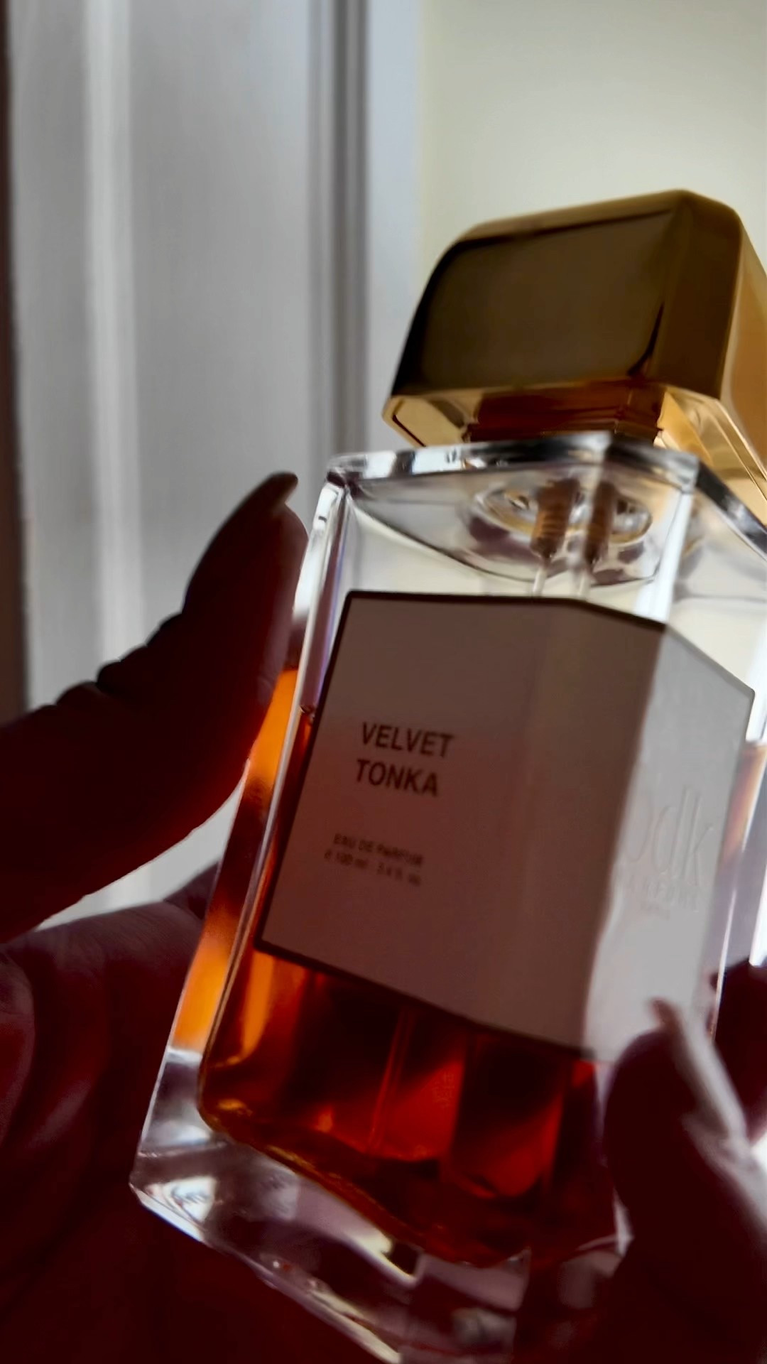 A fragrance I love on a cool chilly day. Feels warm, and cozy while also elegant 

#LTKBeauty #LTKmorningroutine