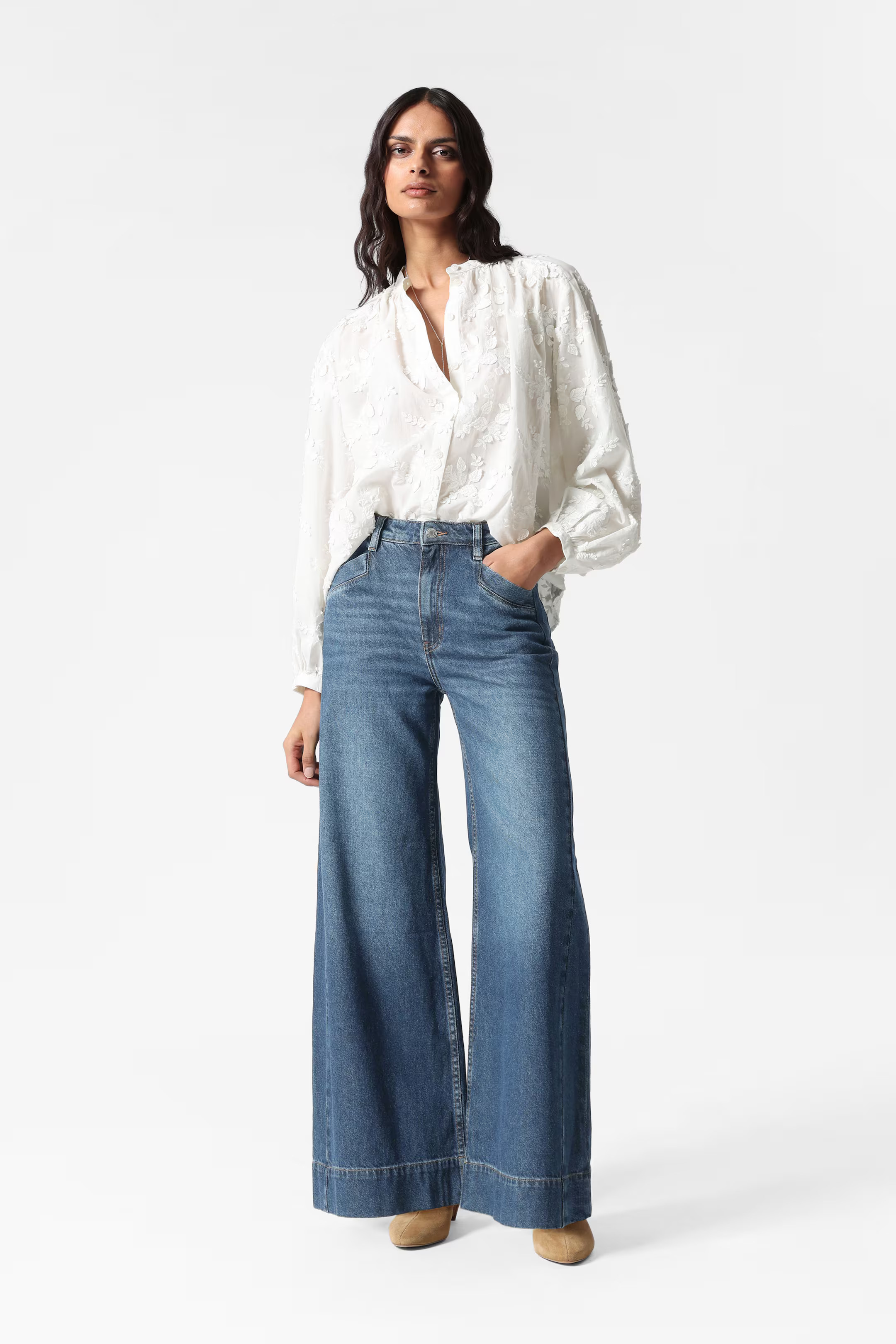 Voluminous Floral-Appliqué Blouse - Navy - Ladies | H&M GB | H&M (UK, MY, IN, SG, PH, TW, HK)