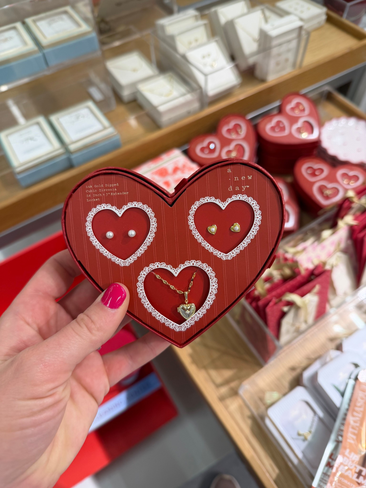 Valentine’s Day gift idea // jewelry gift box 

#LTKU #LTKFindsUnder50 #LTKSaleAlert