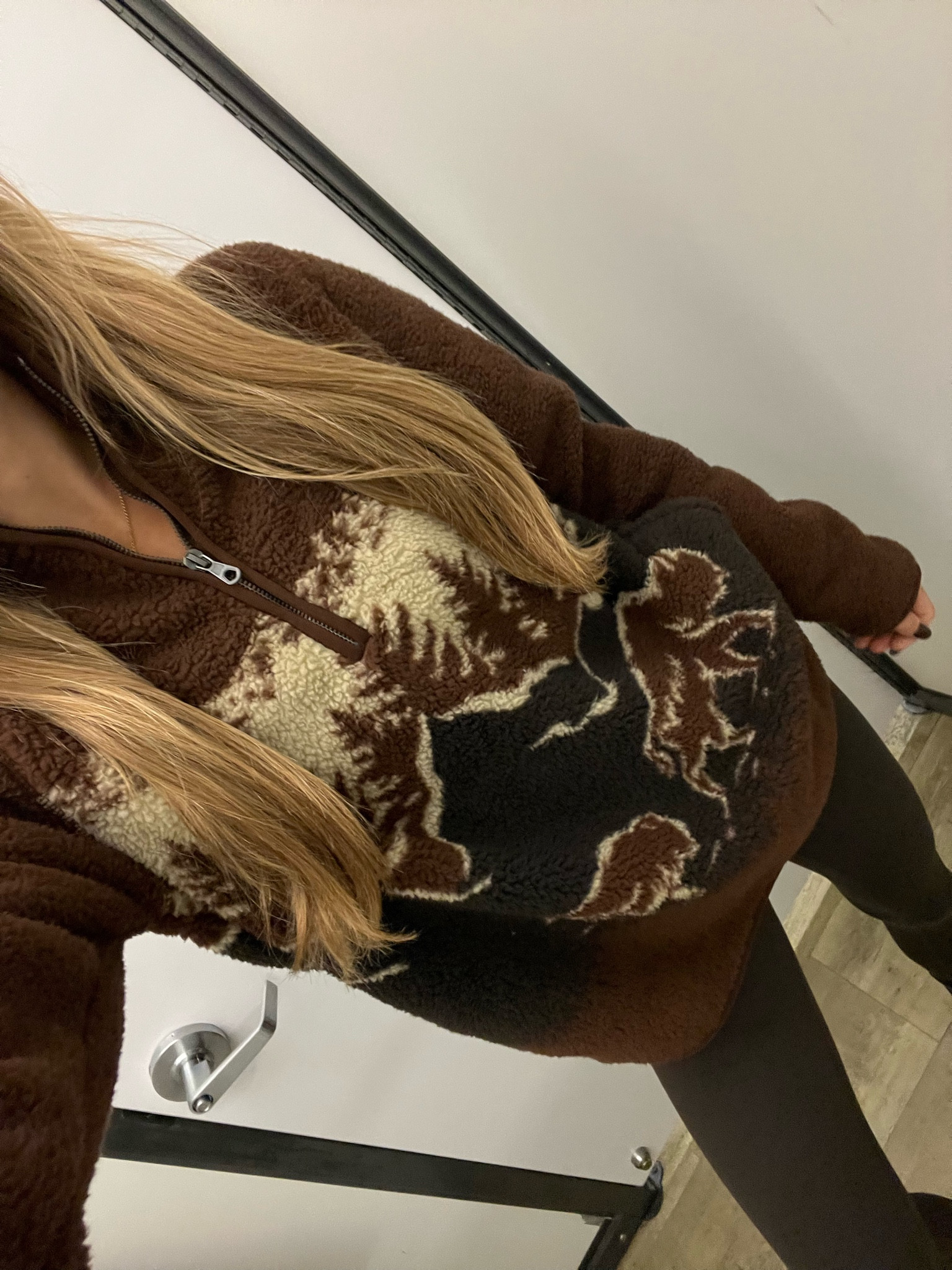 Cutest stripper pull over! Wearing size S

Old Navy finds, fall haul, sweater 

#LTKSeasonal #LTKFindsUnder50 #LTKStyleTip