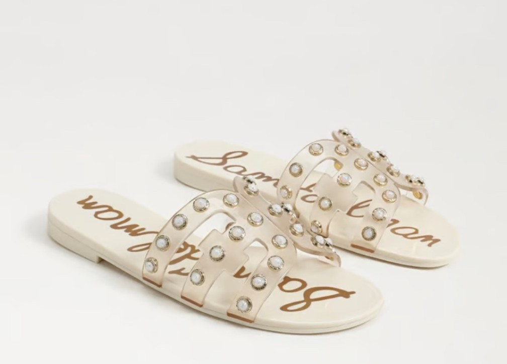 Jelly Slide Sandals

#LTKTravel #LTKOver40 #LTKSwim