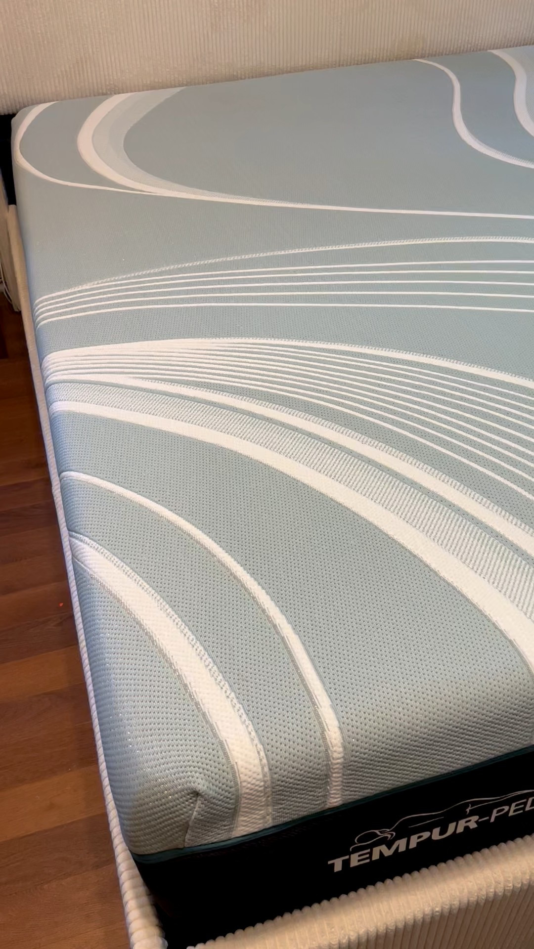 New mattress and wow 😍

#LTKHome #LTKFallSale #LTKSaleAlert