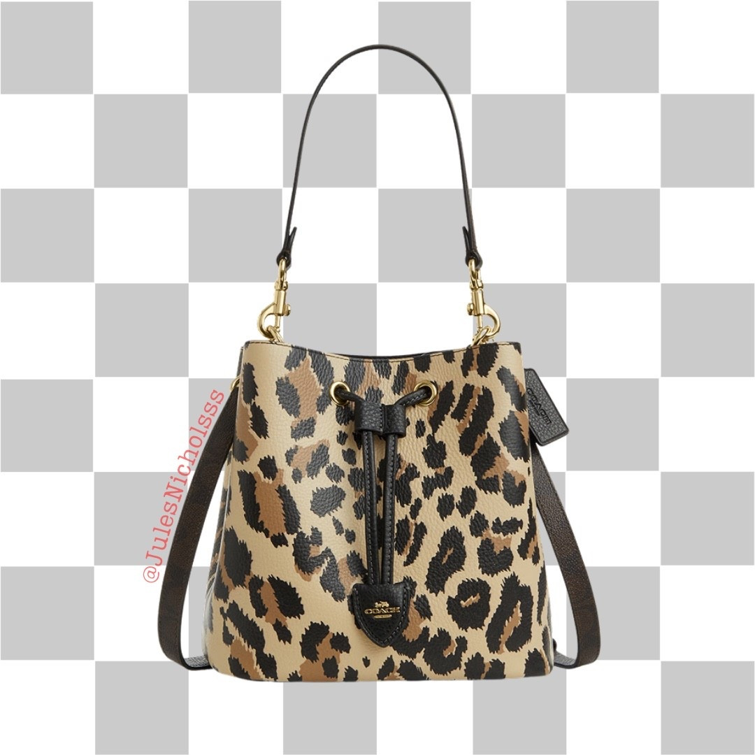 #LTKSeasonal #LTKItBag #LTKStyleTip