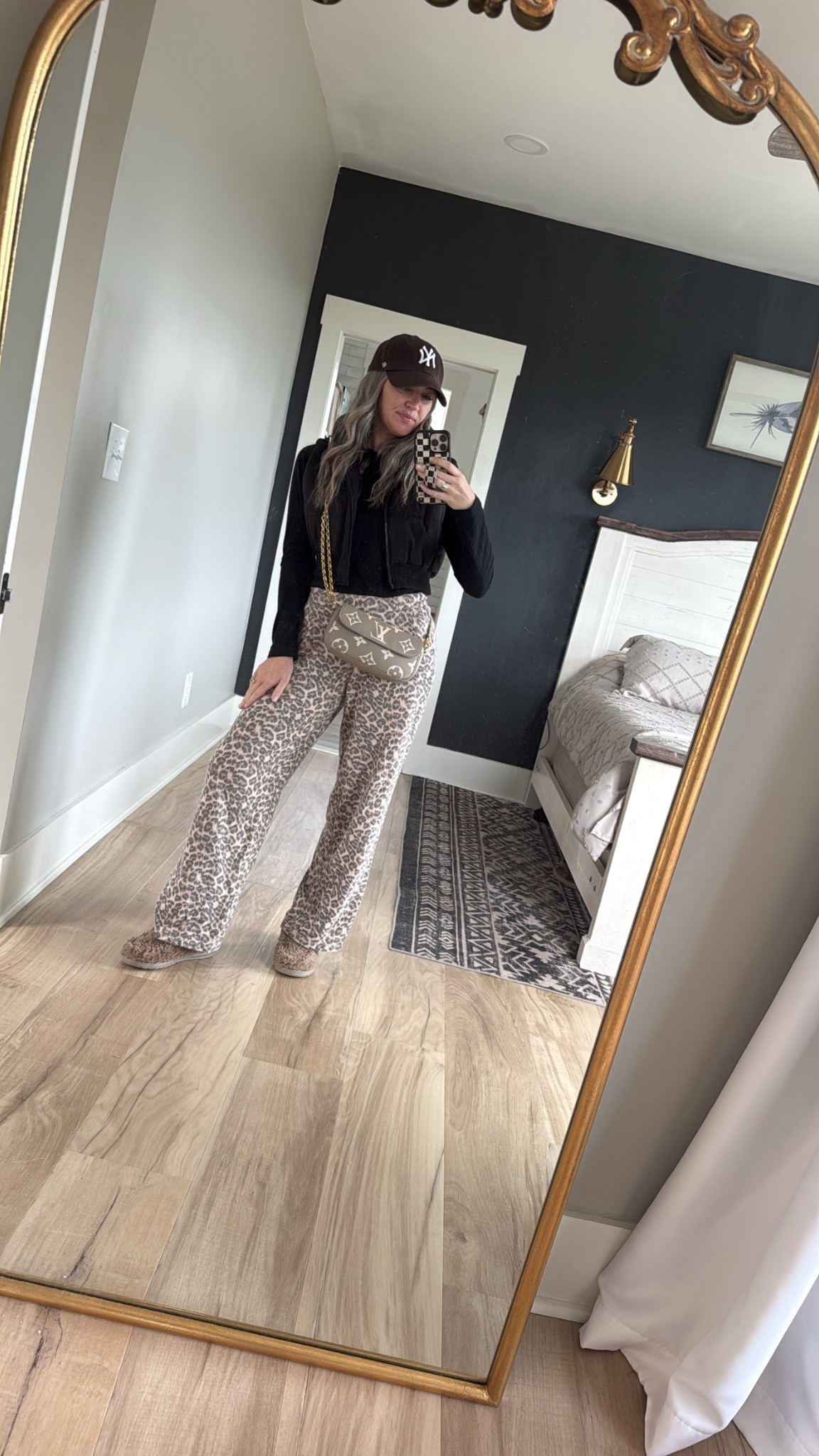 Cute and comfy rainy day outfit!
These @Aerie sweatpants are so soft!

#LTKSaleAlert #LTKgrwm #LTKootd