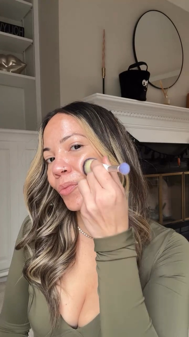 @itcosmetics coming through with this tint balm that it’s perfect for everyday makeup routine - you know that 5 min routine that we want without the need of blending too much the foundation. Wearing share 120 and the match is perfection!

#LTKgrwm #LTKBeauty #LTKOver40