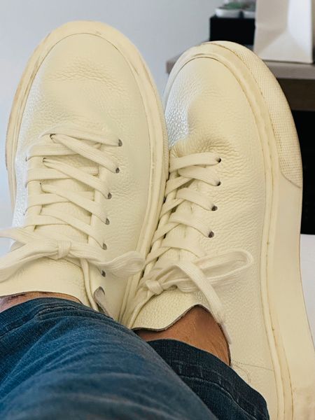 White leather comfy sneaks! Perfect for traveling and they clean up perfectly! @express #whiteleathersneakers

#LTKsalealert #LTKshoecrush