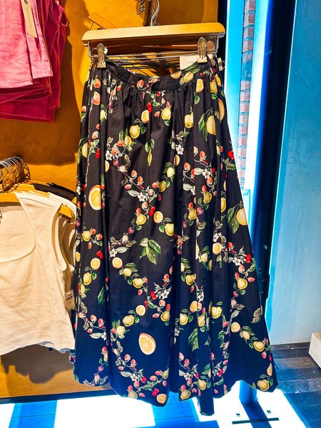 Perfect summer skirt with lemons from Anthropologie



#LTKtravel #LTKSeasonal #LTKstyletip