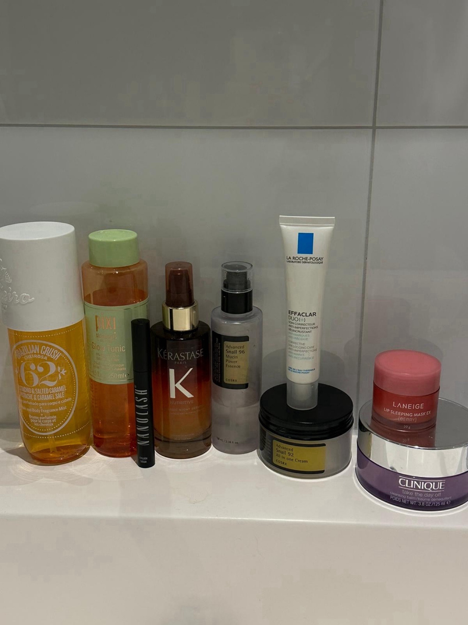 Night routine ✨

beauty, skincare, hair care, la roche posay, effaclar duo, kerastase, sol de Janeiro, pixi glow tonic, la beige, lip mask, cosrx, snail cream, Clinique, Nederland. 

#LTKeurope #LTKbeauty #LTKfindsunder50