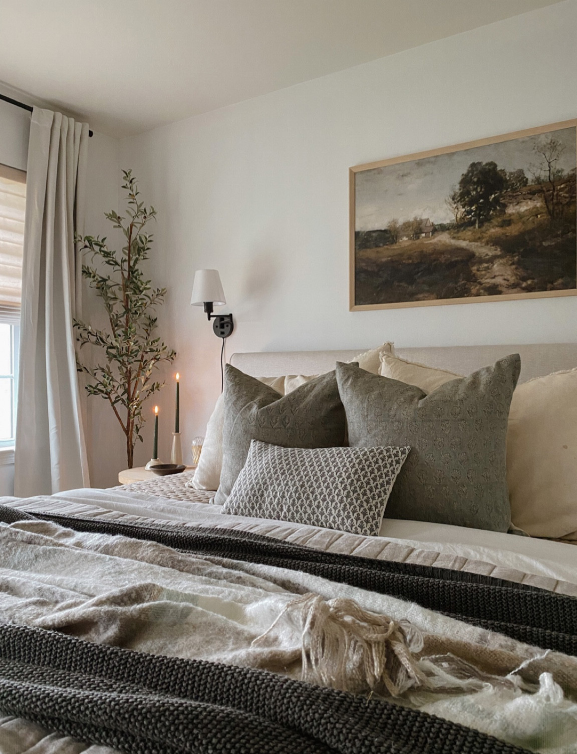 Modern Bedroom 

Follow @havrillahome on Instagram and Pinterest for more home decor inspiration, diy and affordable finds

Target new arrivals, fall decor, fall finds, studio mcgee x target, hearth and hand, magnolia, holiday decor, dining room decor, living room decor, affordable, affordable home decor, amazon, target, weekend deals, sale, on sale, pottery barn, kirklands, faux florals, rugs, furniture, couches, nightstands, end tables, lamps, art, wall art, etsy, pillows, blankets, bedding, throw pillows, look for less, floor mirror, kids decor, kids rooms, nursery decor, bar stools, counter stools, vase, pottery, budget, budget friendly, coffee table, dining chairs, cane, rattan, wood, white wash, amazon home, arch, bass hardware, vintage, new arrivals, back in stock

#LTKsalealert #LTKhome #LTKstyletip