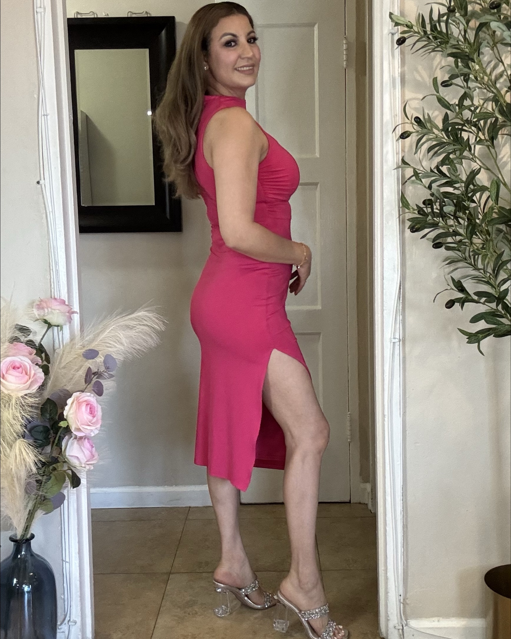 IHOT Vestido midi ajustado sin mangas para mujer, cuello alto, fruncido, abertura lateral, vestido de cóctel.
Size:M

#LTKStyleTip #LTKSeasonal #LTKMidsize