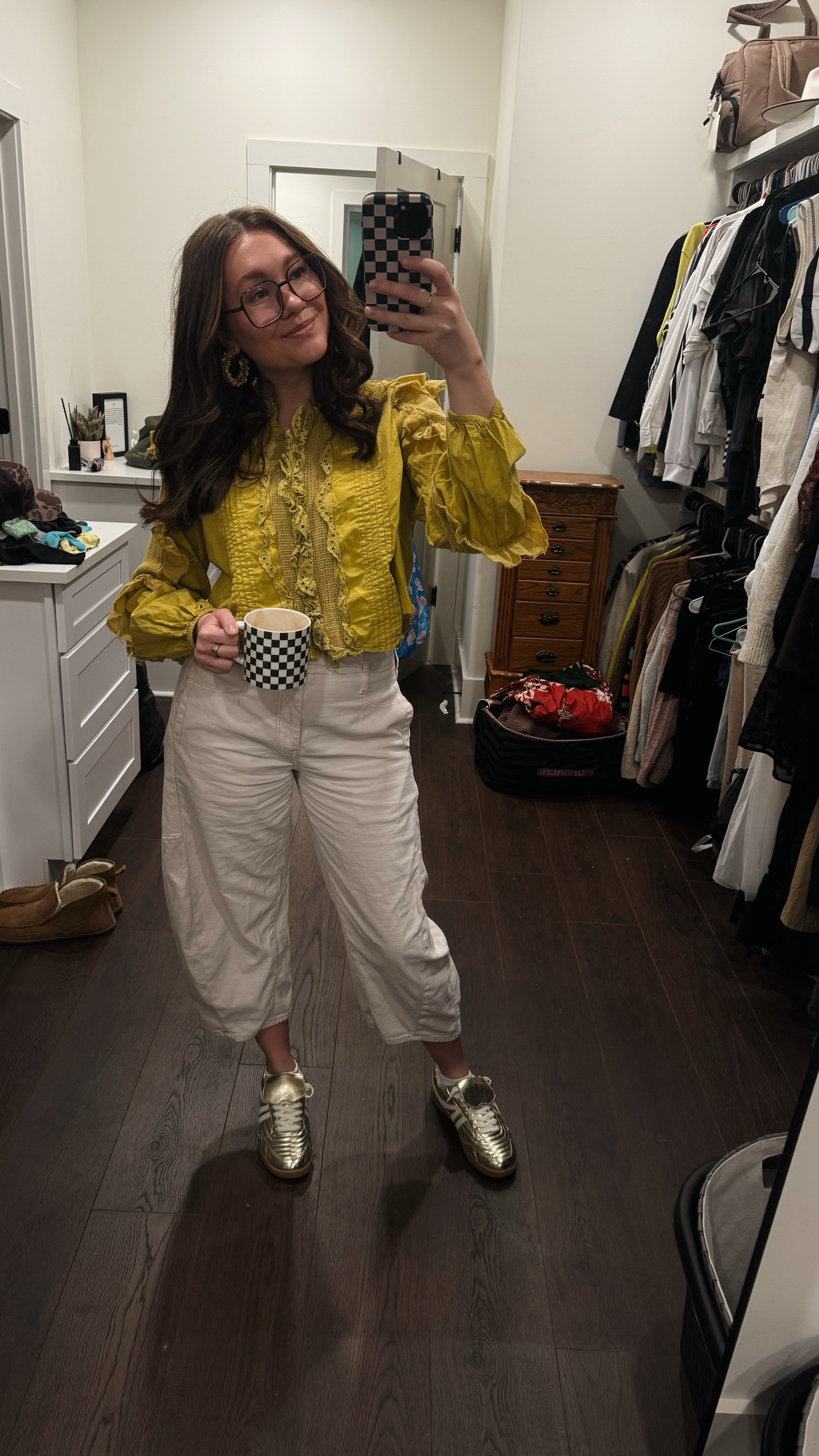 Happy Monday!! ☕️ 


#LTKWorkwear #LTKStyleTip #LTKBeauty