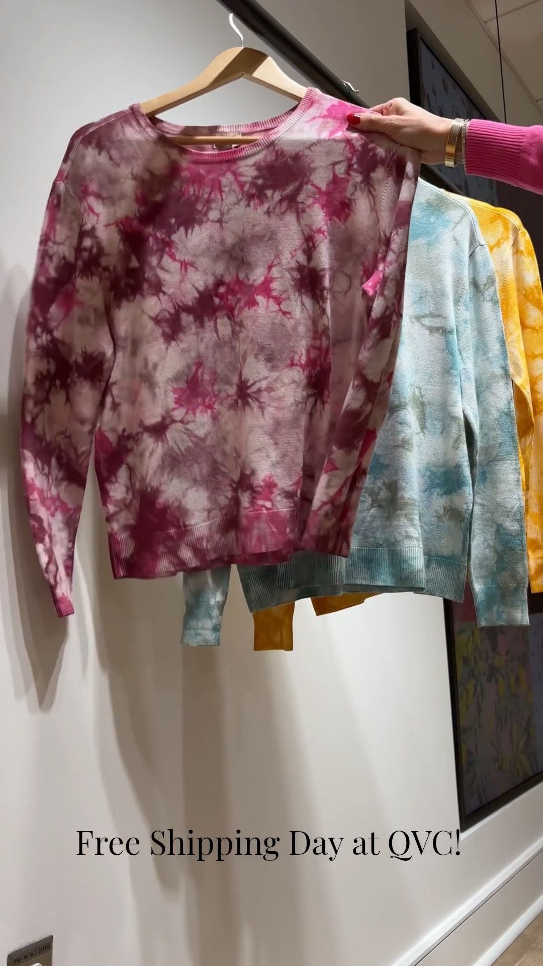 It’s free shipping day at @QVC so I’ll be posting some great finds to fill your free-ship cart!
Here’s a cozy Logo tie-dye number in fresh spring colors 💕🍋🫐

#LTKOver40 #LTKSaleAlert