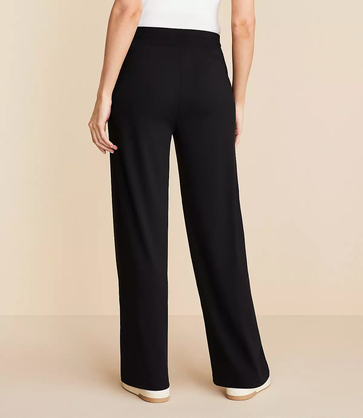 Lou & Grey Luvstretch Straight Leg Pants | LOFT