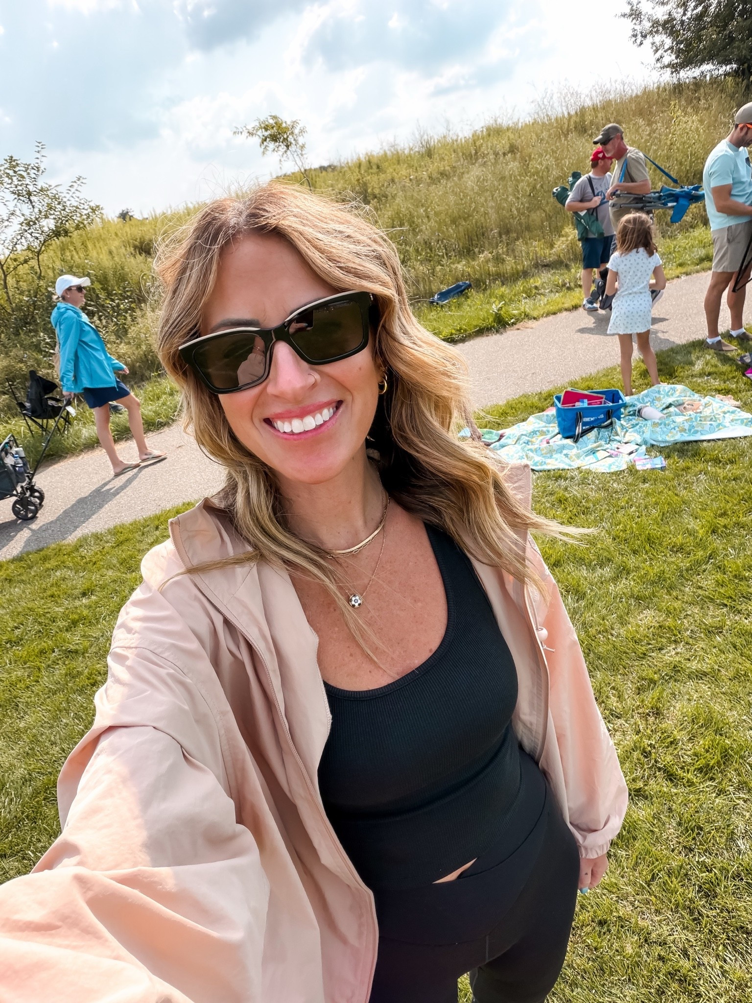 Soccer mom
Early fall outfit ideas
Sideline style for Midwest game days