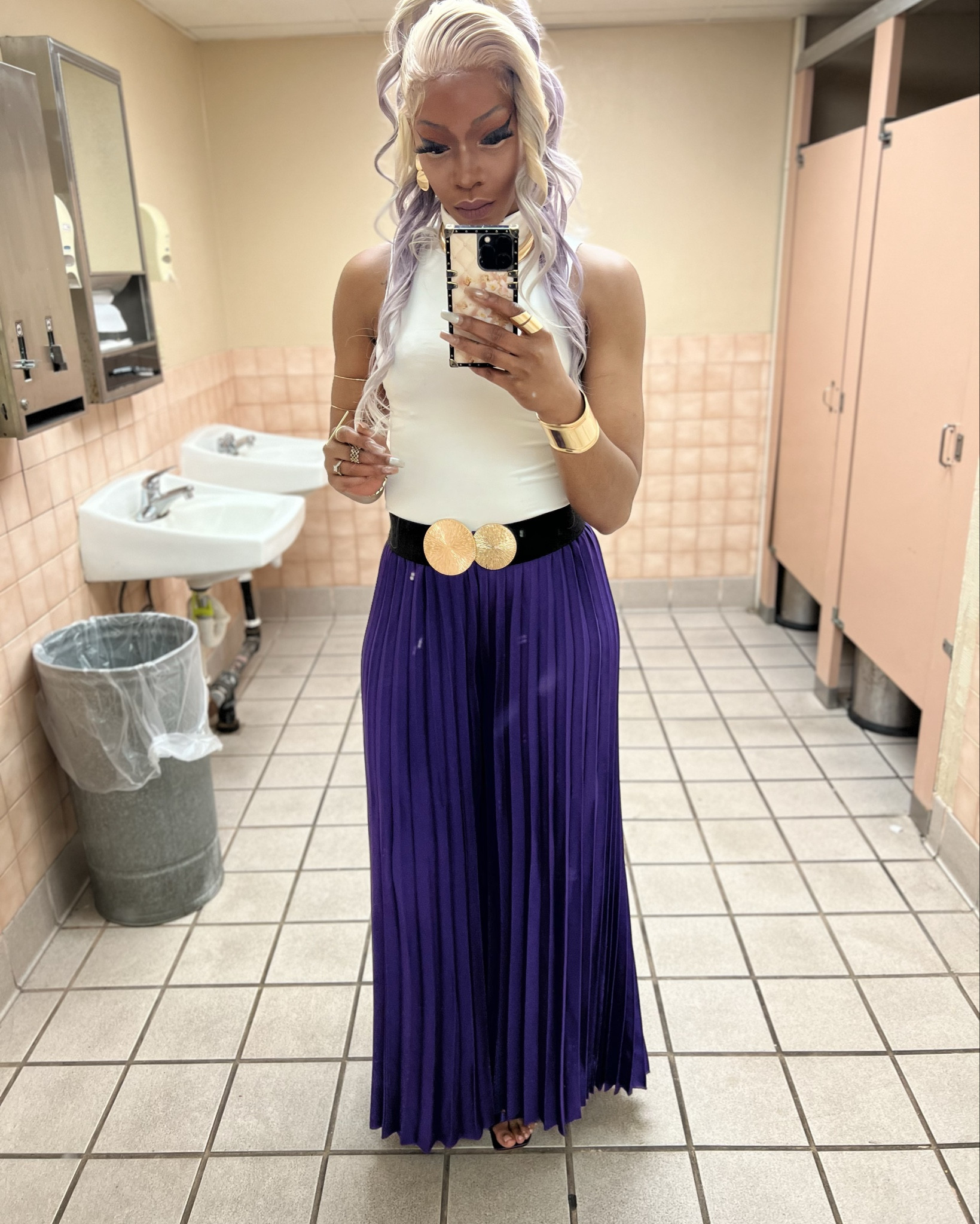 Purple pleaded pants 

#LTKStyleTip #LTKBeauty