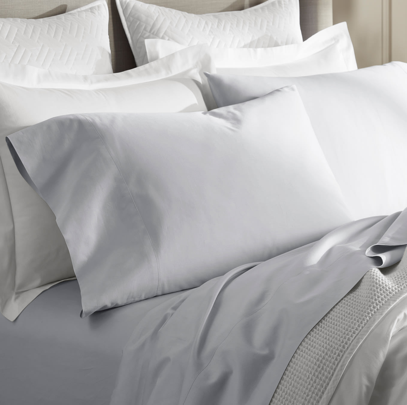 Signature Hemmed Pillowcase Set | Boll & Branch