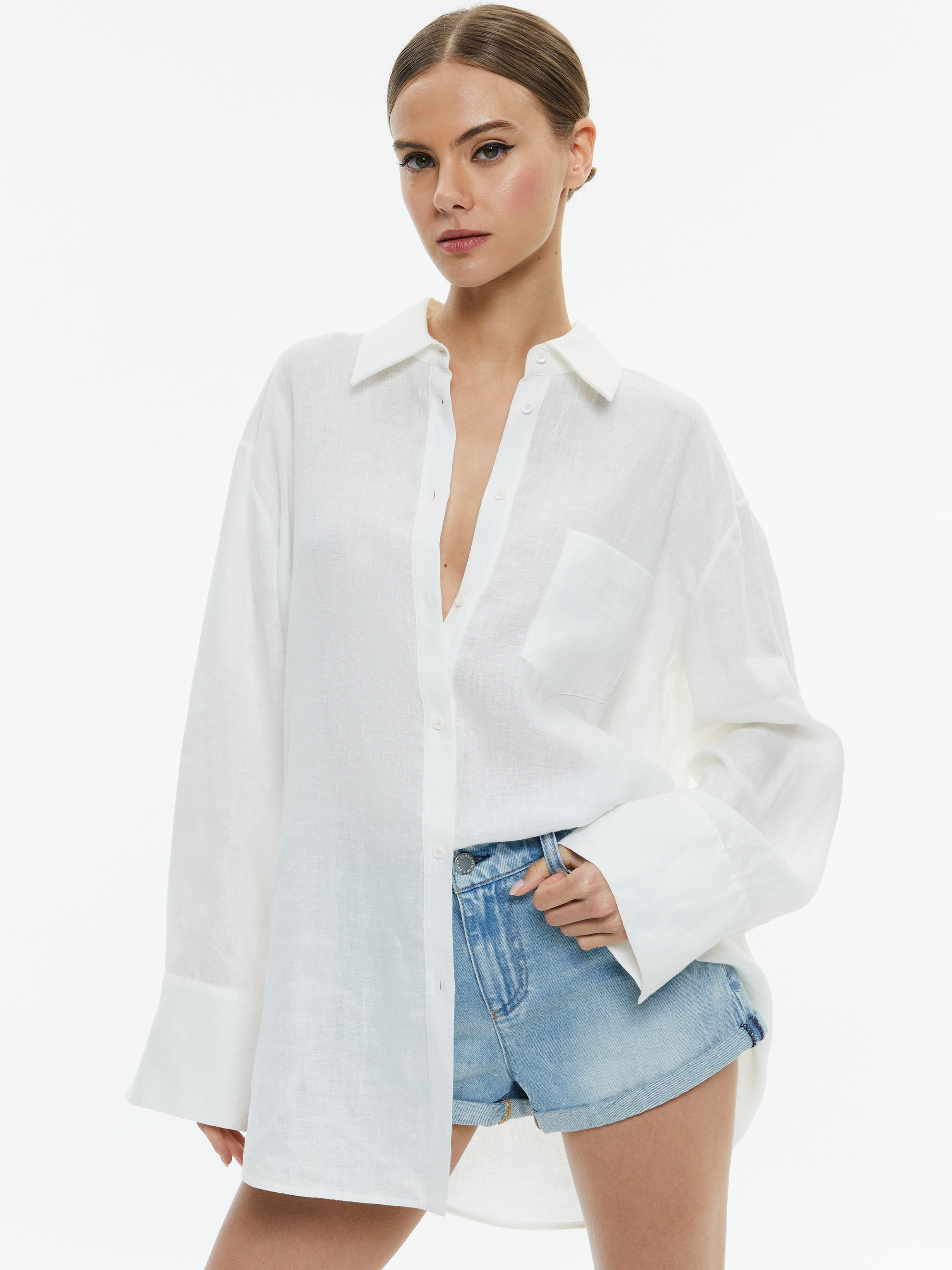 FINELY OVERSIZED BUTTON DOWN SHIRT | Alice + Olivia