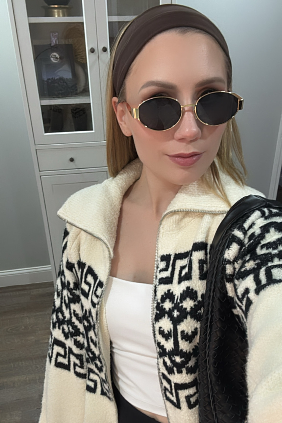 $26 zip cardigan from target! Sized up to a large for an oversized fit. Usually a small. True size 4 in the lululemon groove align leggings 

Apres ski, target finds, winter outfit

#LTKSaleAlert #LTKFindsUnder50 #LTKHoliday