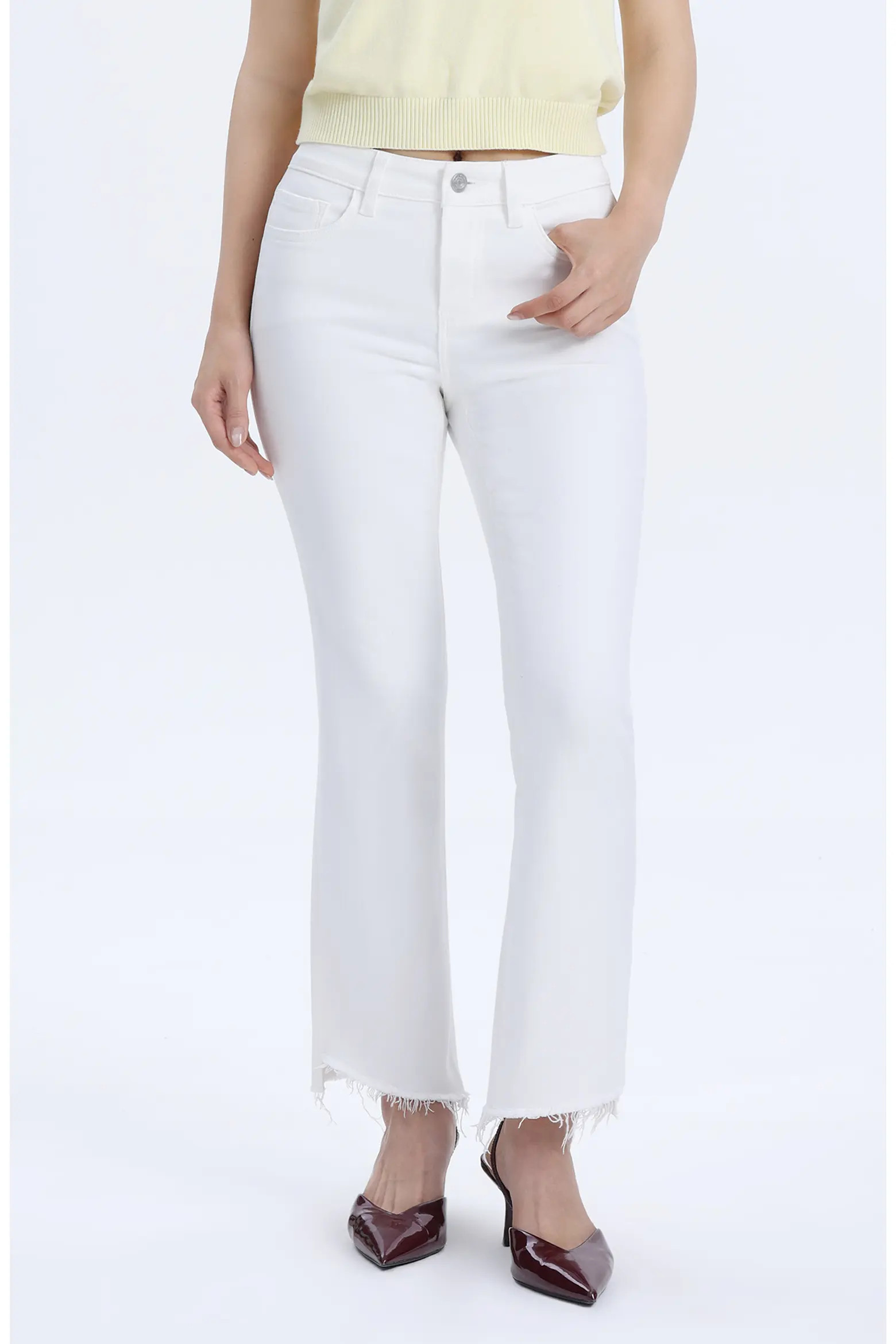 Bayeas Frayed Step Hem Mid Rise Ankle Bootcut Jeans (Women) | Nordstrom | Nordstrom