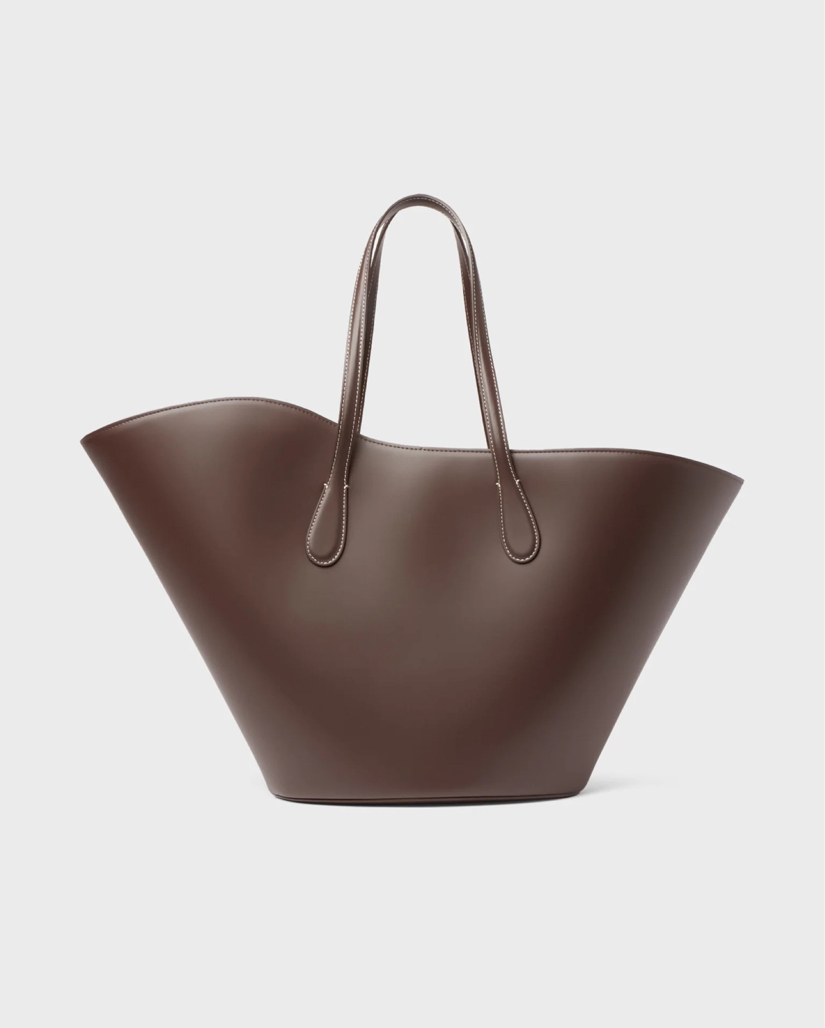 Fondant Open Tulip Large Tote - Simply Kim. Must have. 

#LTKGiftGuide #LTKHoliday #LTKtravel