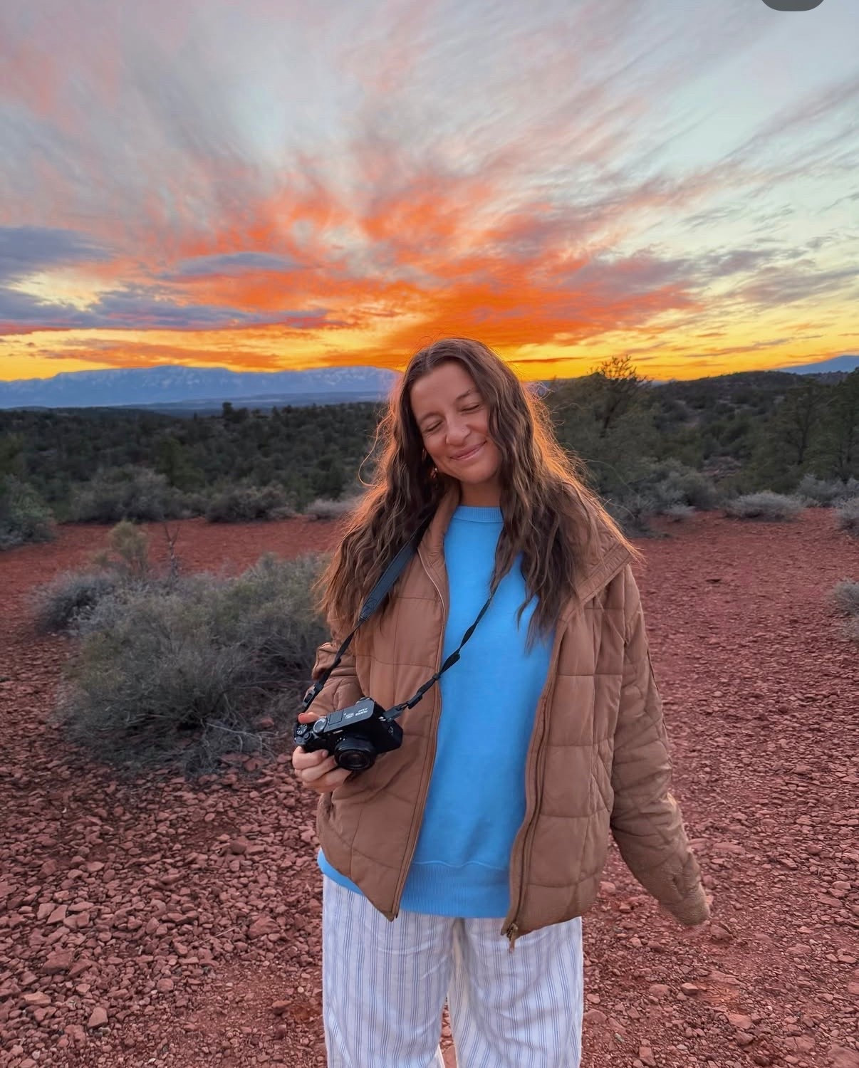 the most perfect sunrises and sunsets here 🏜️

#LTKootd #LTKActive #LTKTravel