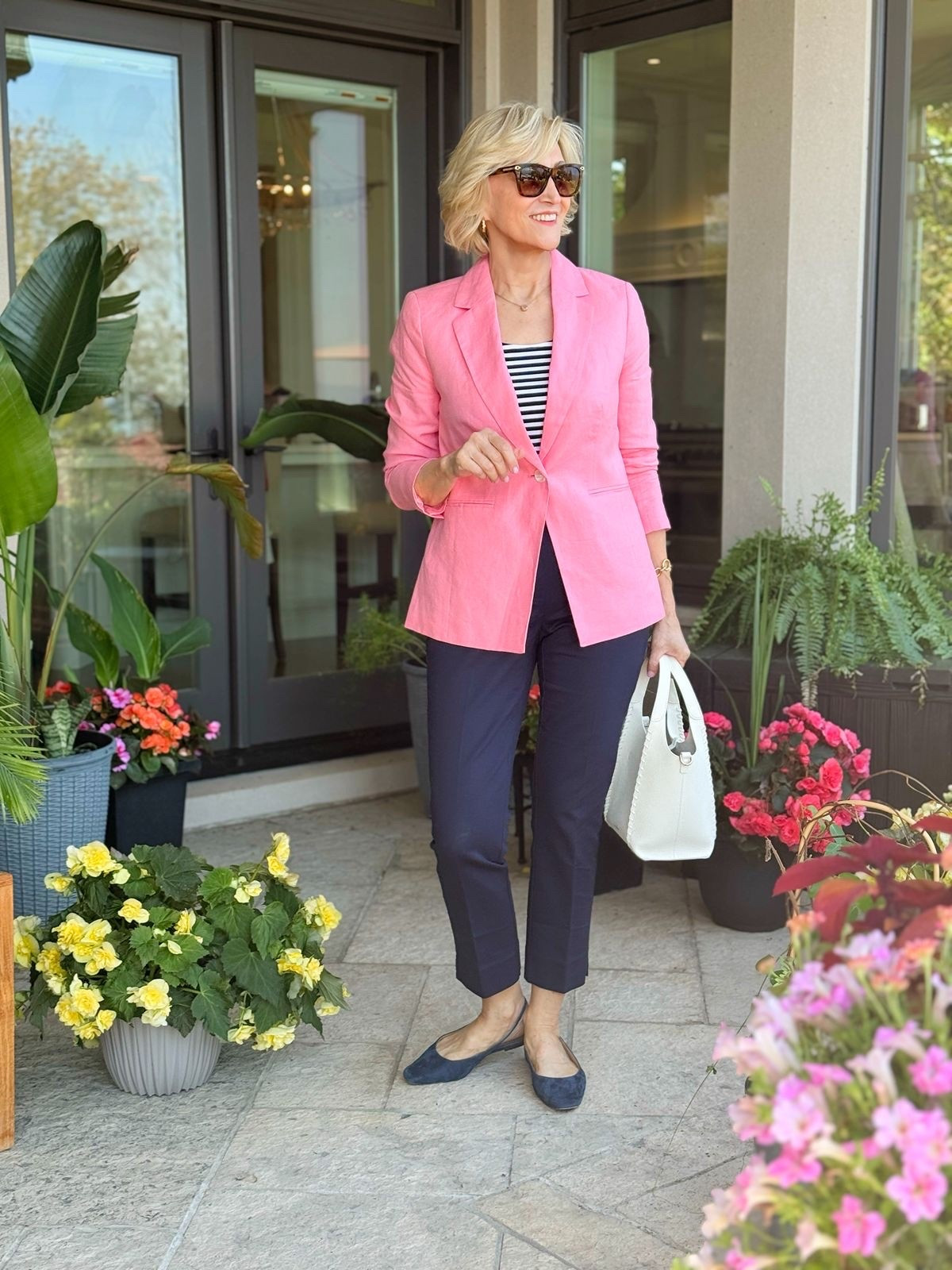 I’m such a fan of a good blazer moment, and this pink one is just so pretty! 💕 Paired with a classic striped tee, cropped navy pants, and suede ballet flats, it feels polished without being too dressed up.

The perfect mix of feminine, classic, and effortless — exactly how I like to dress! ✨

#LTKOver40 #LTKSeasonal #LTKootd