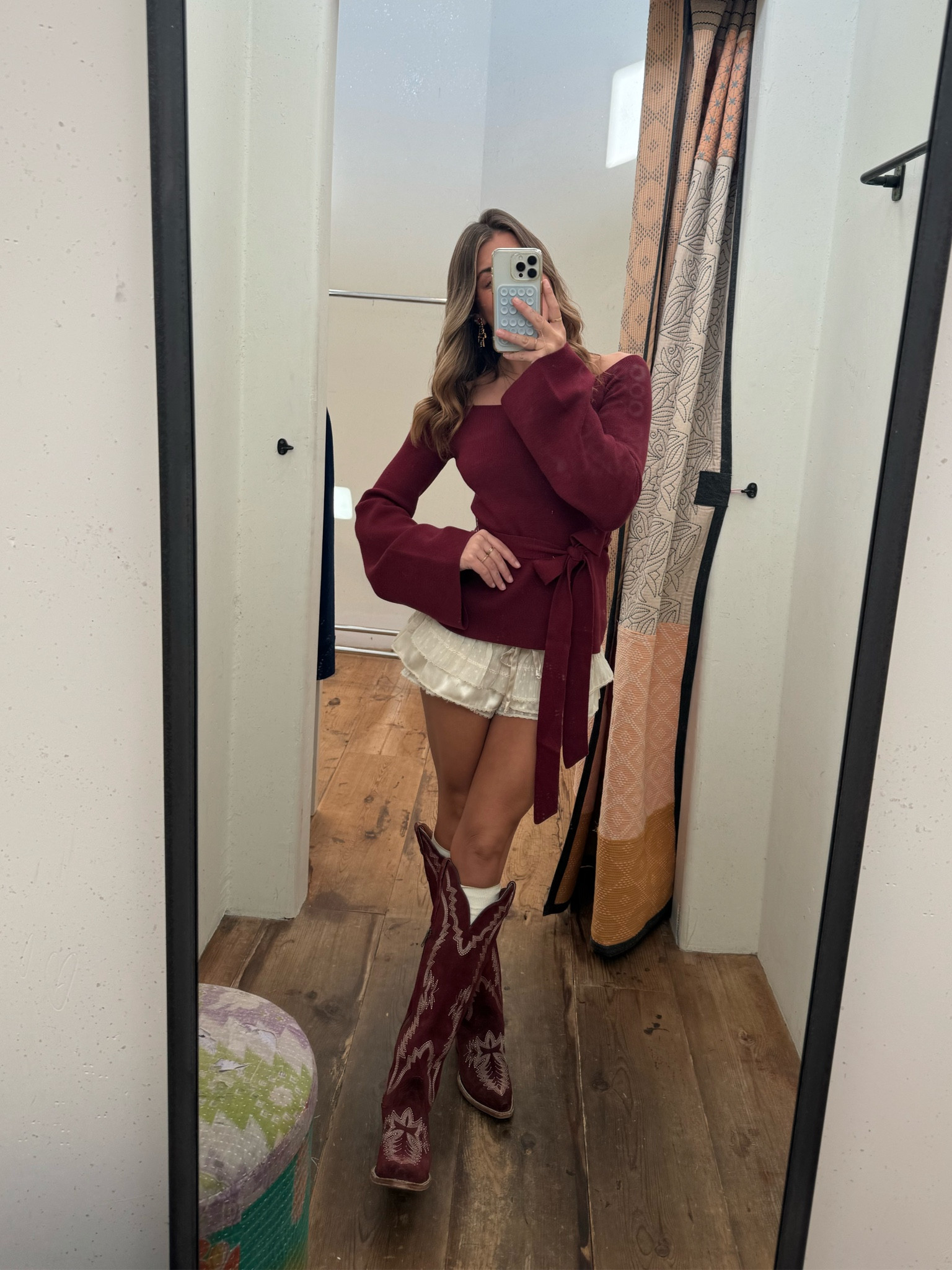 Wearing an XXS in the top, XS in shorts! 

#LTKStyleTip #LTKSeasonal #LTKHoliday