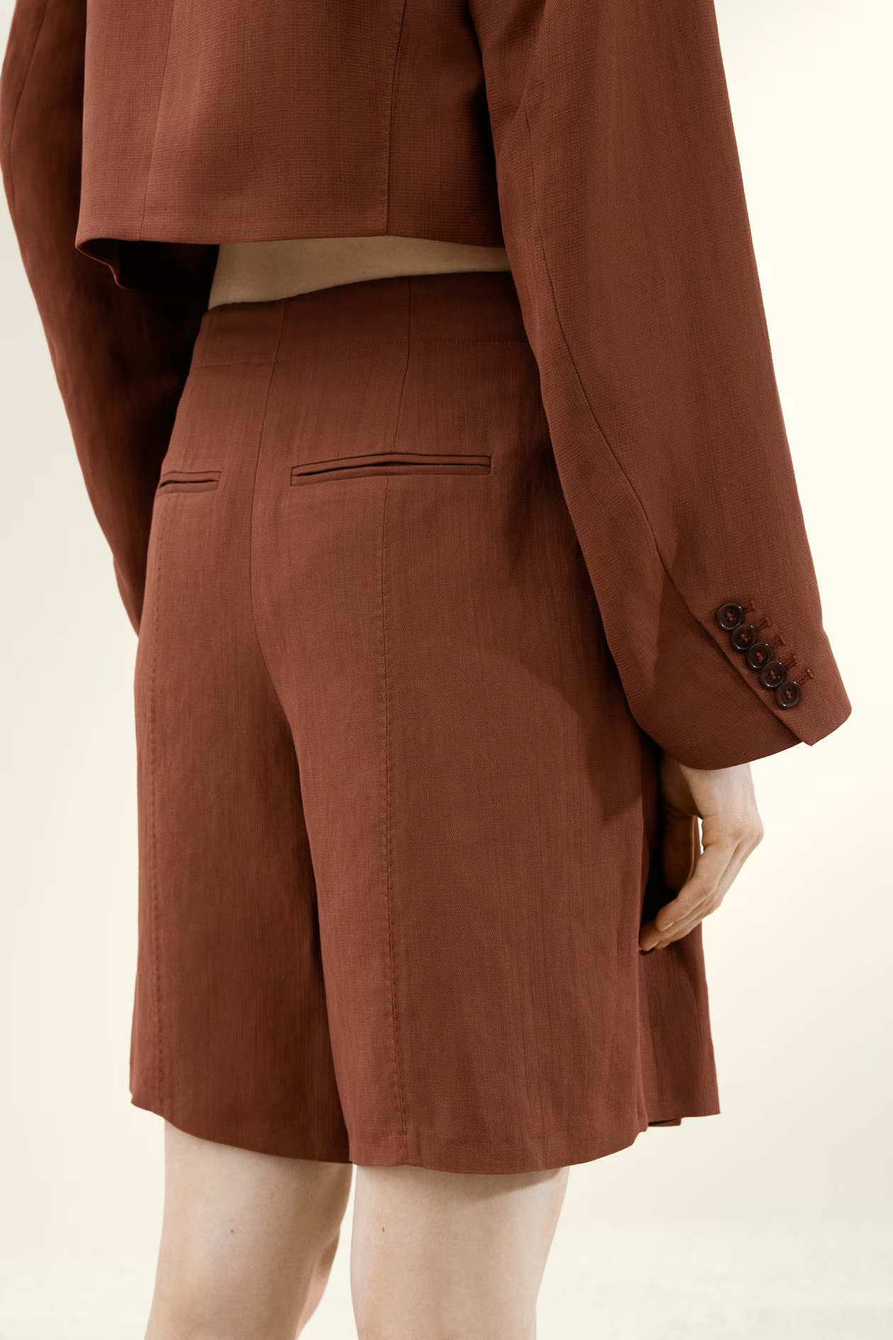 Linen-Blend Bermuda Shorts | H&M (US + CA)