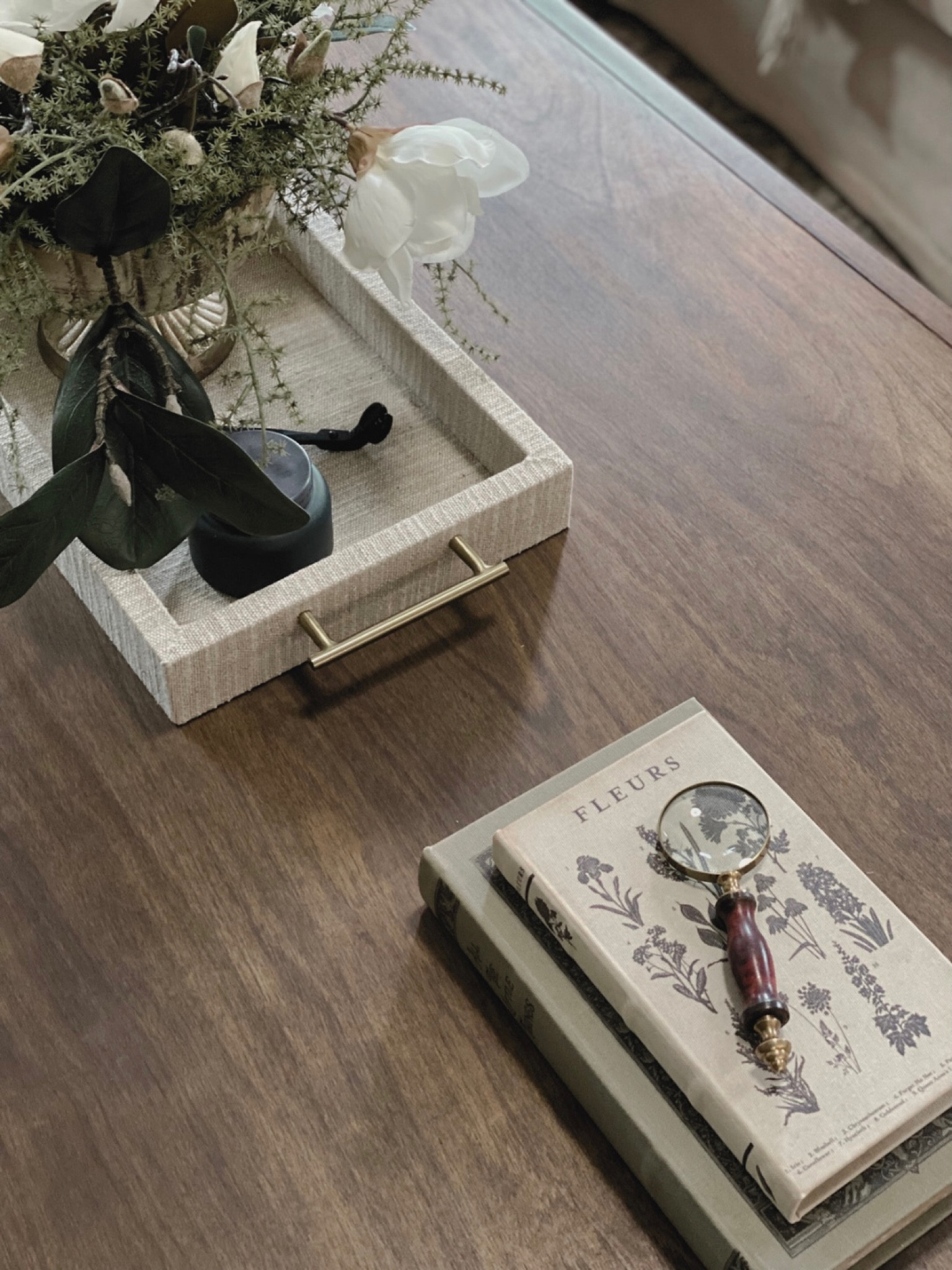 Coffee table styling 

#LTKhome #LTKSeasonal