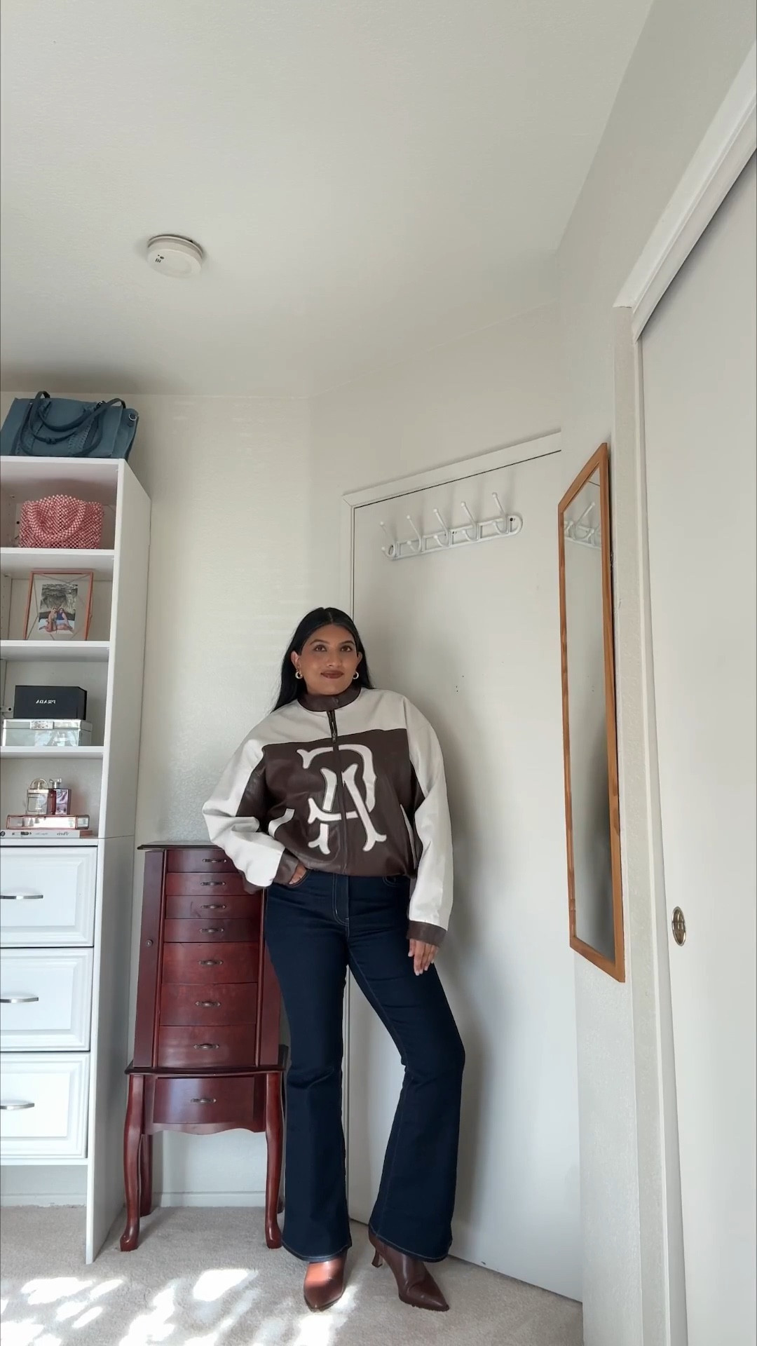Winter outfit, casual outfit, jeans, affordable jeans, white tee, plain white tee, Amazon finds, bomber jackets, Levis, Levi jeans

#LTKootd #LTKgrwm #LTKMidsize
