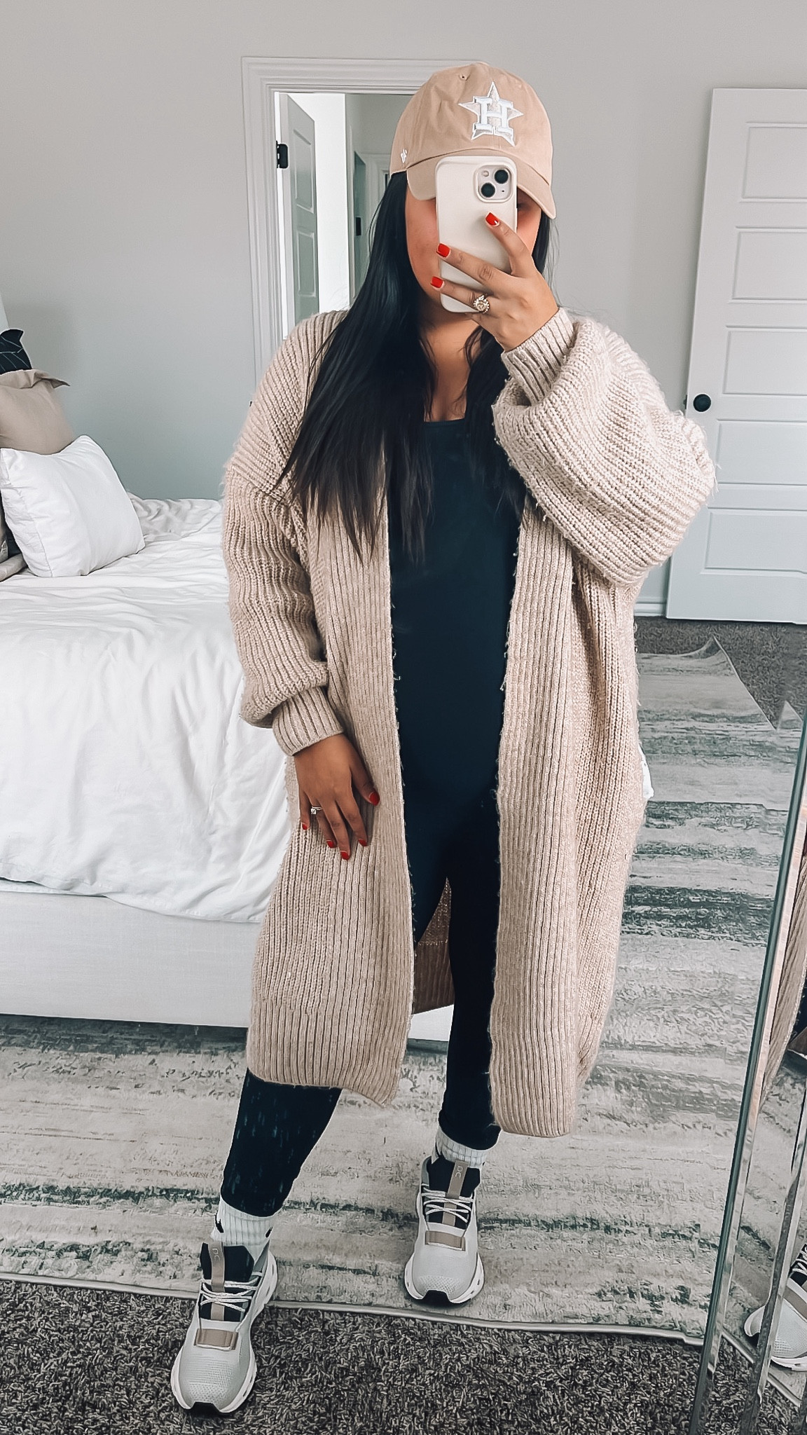 comfy, casual traveling outfit. #ltkfashion #ltkmaternity

#LTKbump #LTKmidsize #LTKstyletip