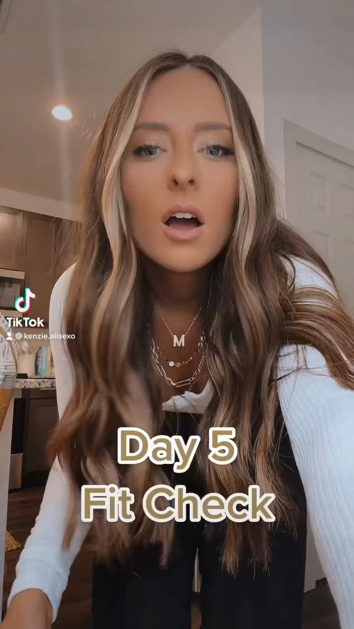 tik tok 30 days of outfits ✨

#LTKunder50 #LTKunder100 #LTKstyletip