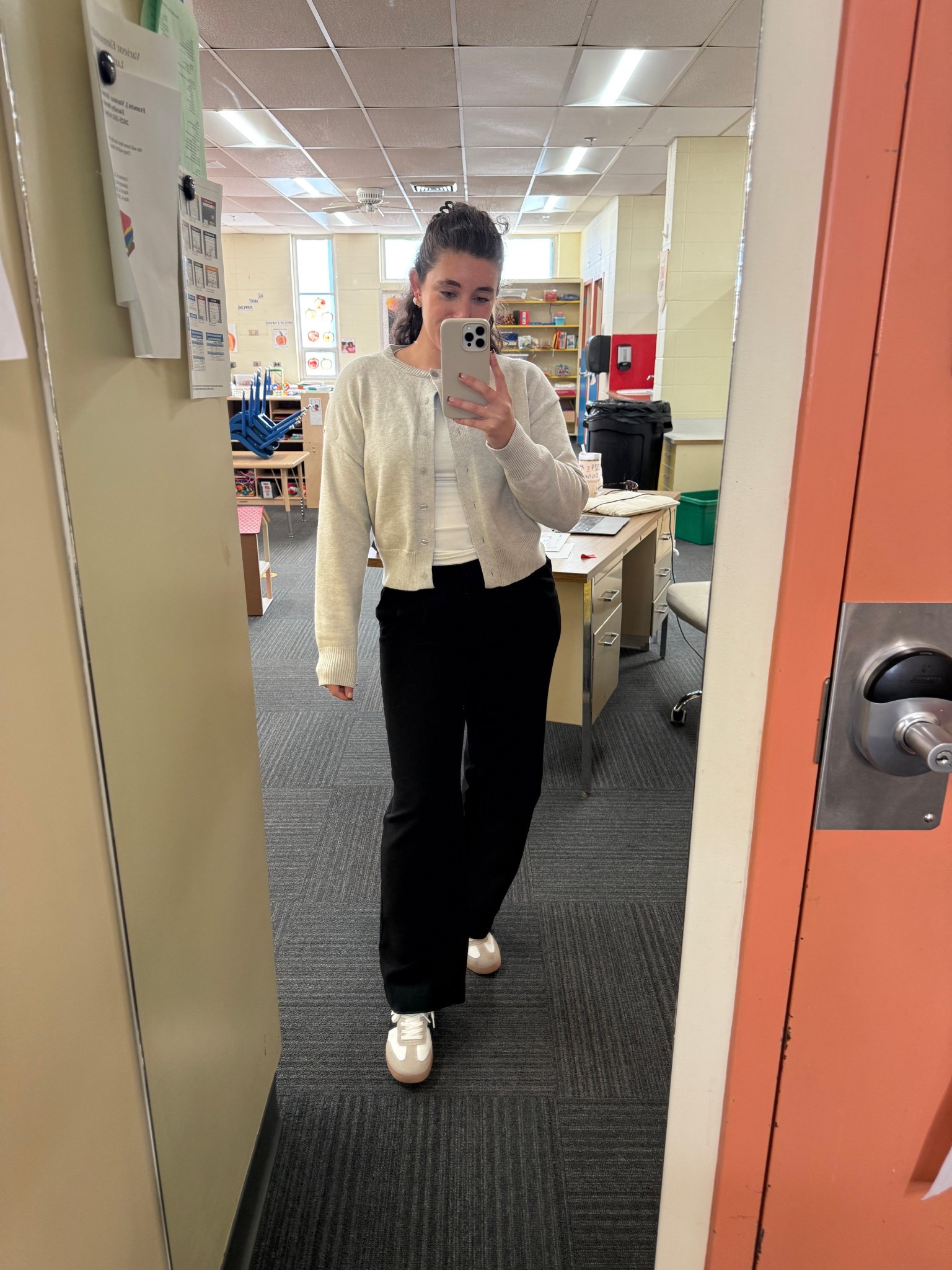 Stretchy and comfy so i can sit criss cross applesauce 

#LTKStyleTip #LTKFindsUnder100 #LTKWorkwear