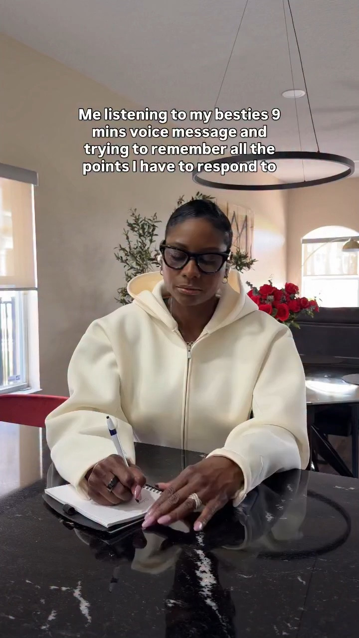 Me listening to my besties 9 mins voice message and trying to remember all the points I have to respond to….😳😂

#humor #momover40 #momlife