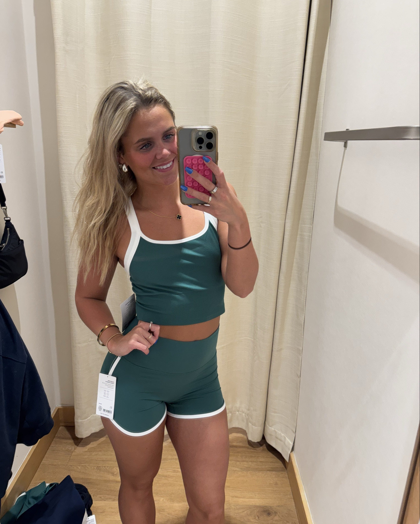 Another cute set in green!! 25% off Athleta until May 5th! 😚

#LTKActive #LTKSaleAlert #LTKWorkwear