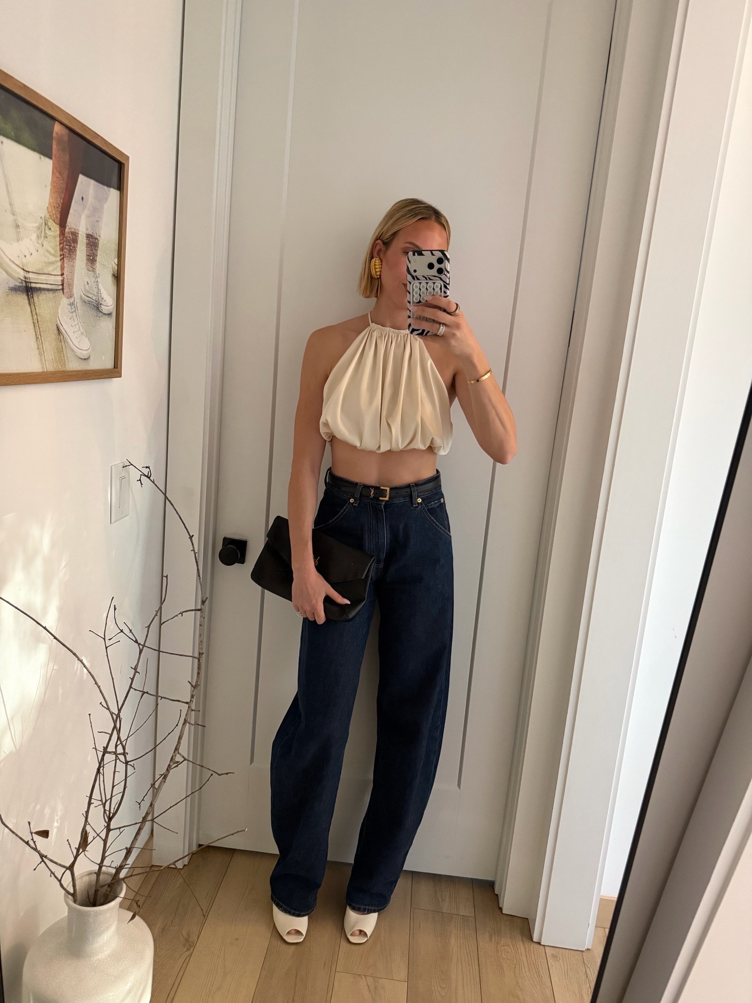 When I saw this top at ZARA, I immediately thought it was giving alaia vibes ￼👏🏻 wearing a small. Jeans are very tall girl friendly, they run tts￼

#LTKootd #LTKdayinmylife #LTKTall