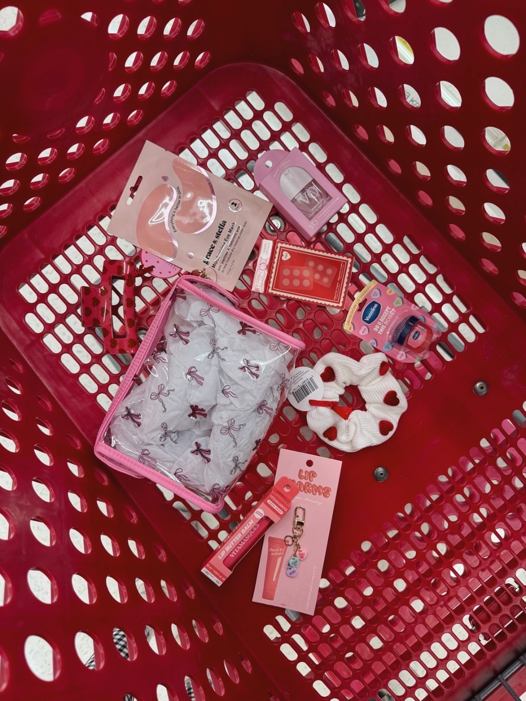 I found some items that would make such a cute Valentine’s gift for your best friend, co-worker, or sister!! 

#LTKSaleAlert #LTKSeasonal