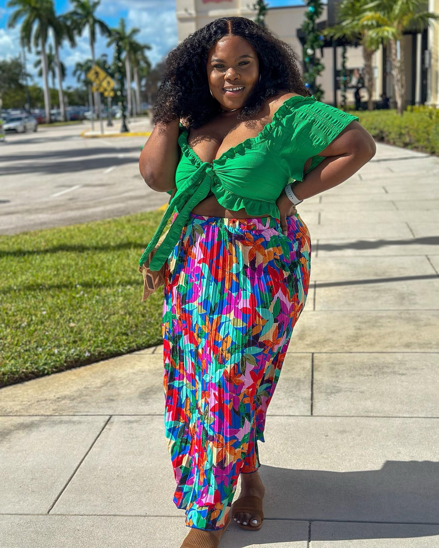 Florals are in!

Reference: Top 1X 
                     Skirt 2X
#plusswim #plussizefashion #pluswear #plussizebeauty #plussizemodel #plussizestyle

#LTKSeasonal #LTKMidsize #LTKPlusSize