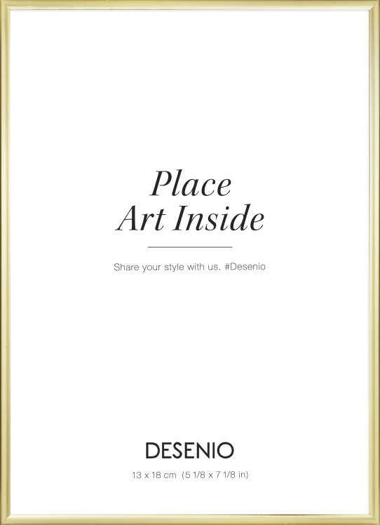 Picture frame gold, 5' x 7' in | Desenio