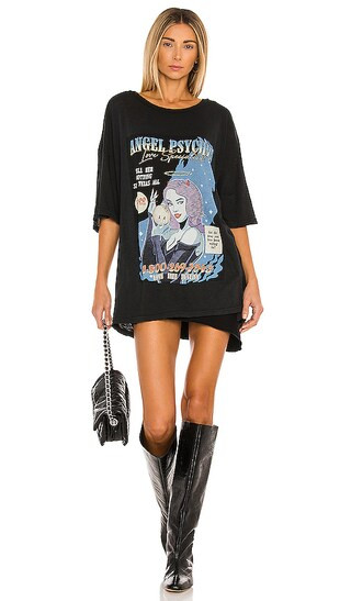Angel Psychic Tee in Black | Revolve Clothing (Global)