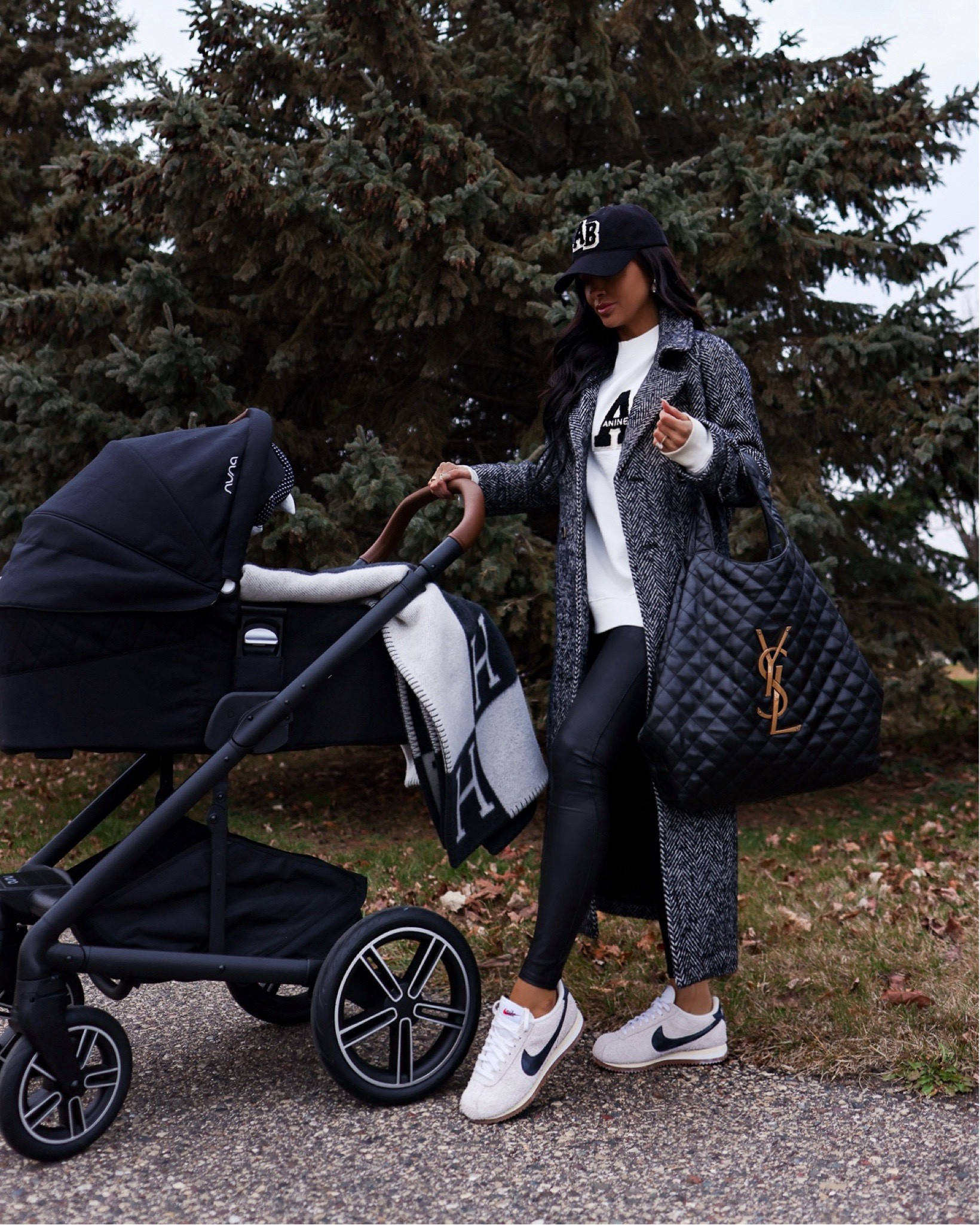 Casual fall outfit on sale now for Black Friday and cyber Monday
Abercrombie coat wearing an XS petite on sale now!
Nike boucle sneakers run TTS



#LTKCyberWeek #LTKSaleAlert #LTKFindsUnder100