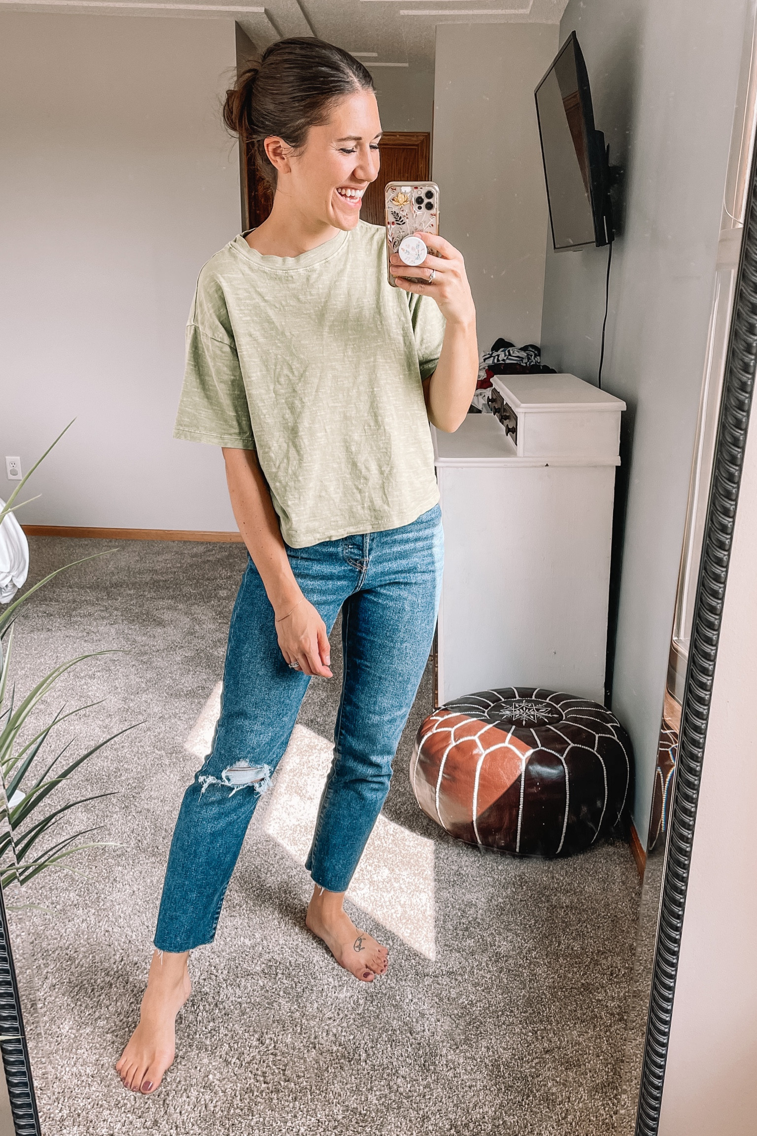 Target style tee, small 
Levi jeans, 26/2

Straight jeans
Amazon fashion 
Amazon finds 
Fall outfits
Casual outfit 

#LTKSeasonal #LTKunder50 #LTKstyletip