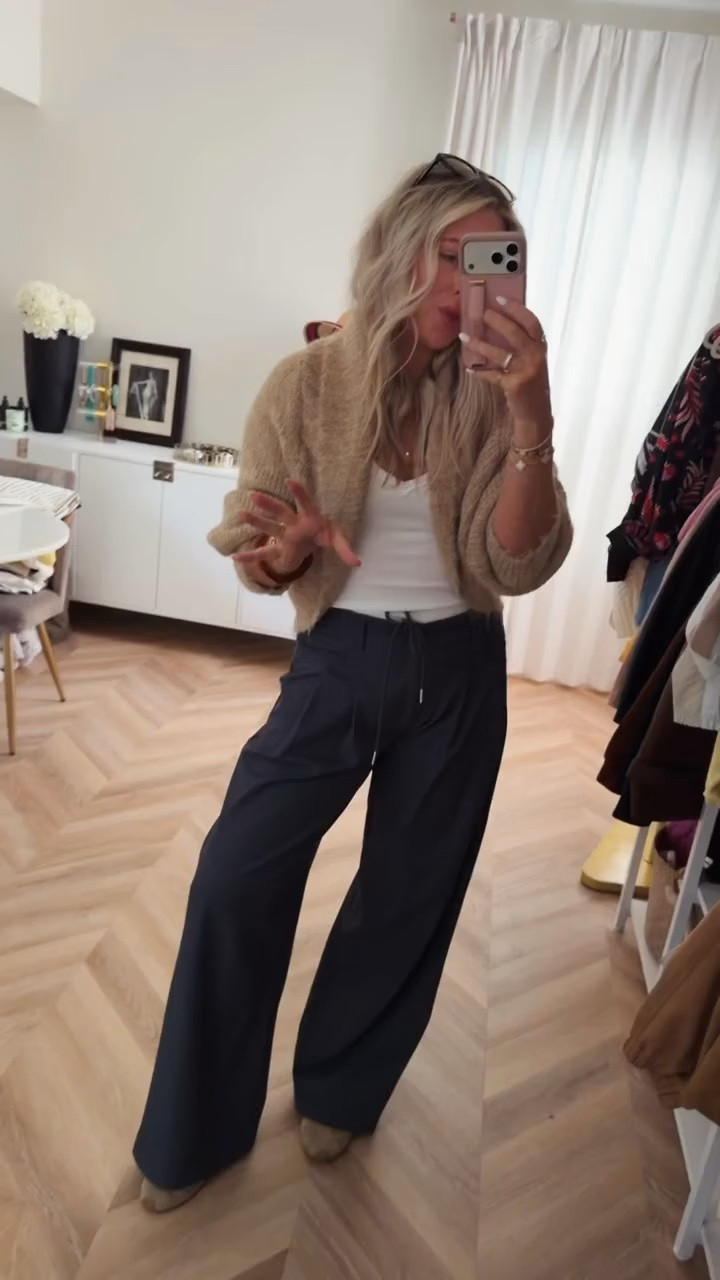 Styling my restocked, track pants and shawl, more cozy. Business casual approved. 💥

Business casual. Workwear. Fall style.

#LTKootd #LTKSeasonal #LTKSaleAlert