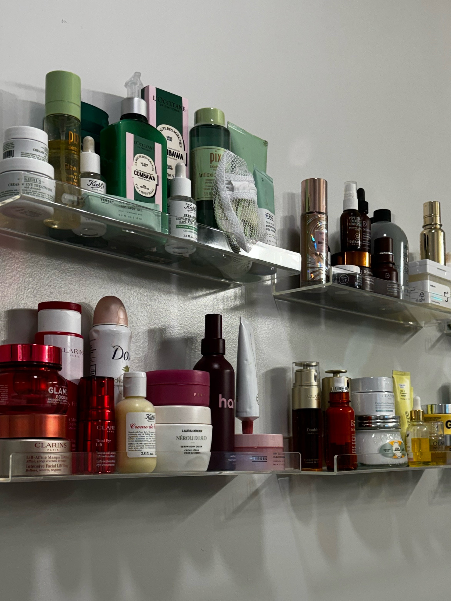 Acrylic shelves for bathroom organization! 

#LTKBeauty #LTKHome #LTKFindsUnder100