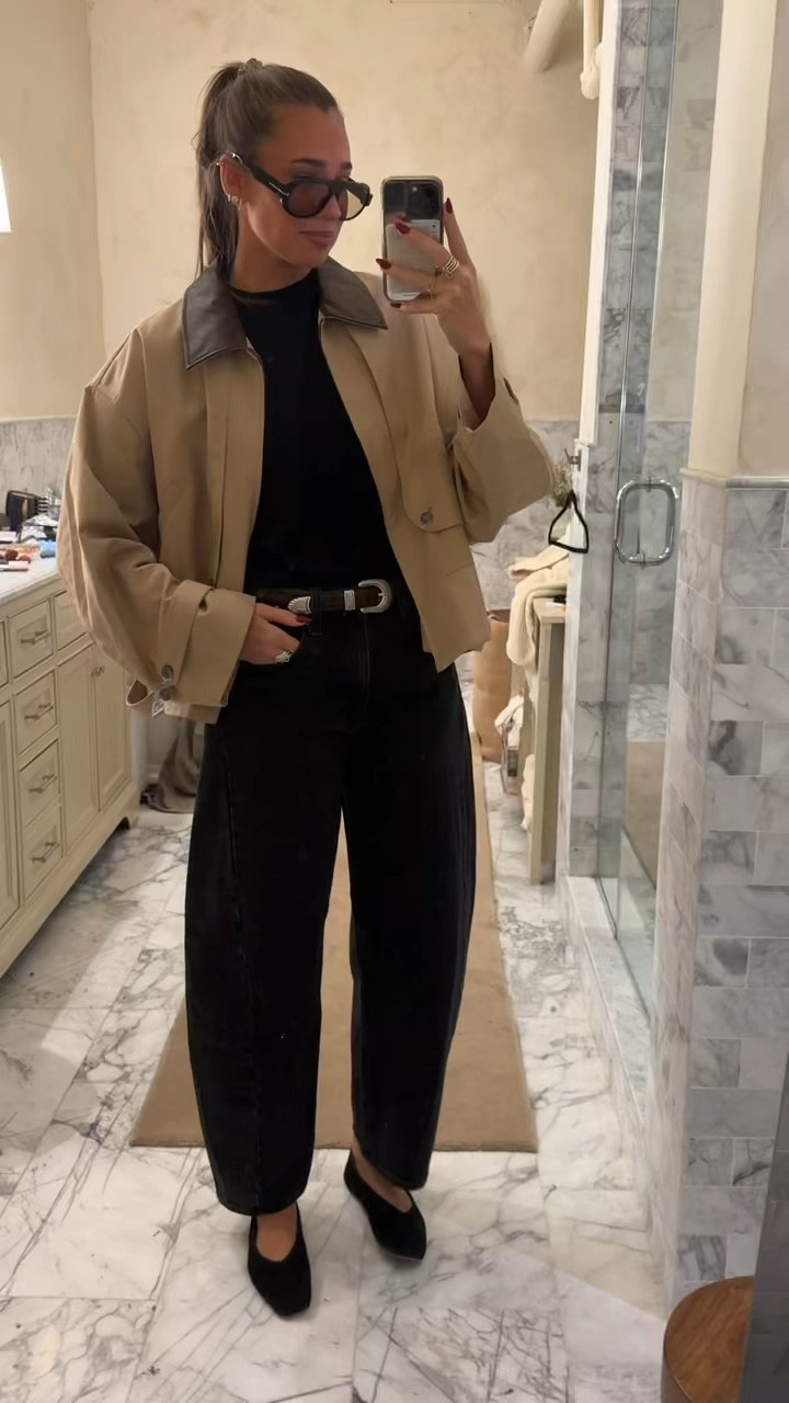 OOTD for closet sale🖤