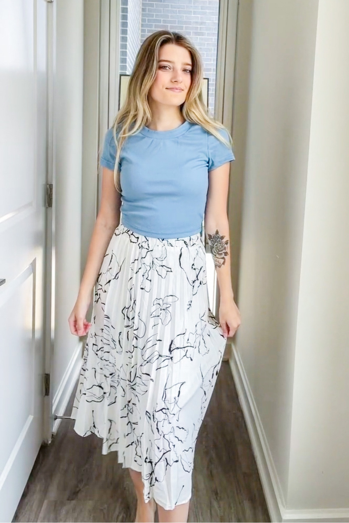 Beautiful pleated skirt perfect for work. Dress it down with a simple ribbed cropped tee or dress it up with a button up

#LTKunder50 #LTKworkwear #LTKSale