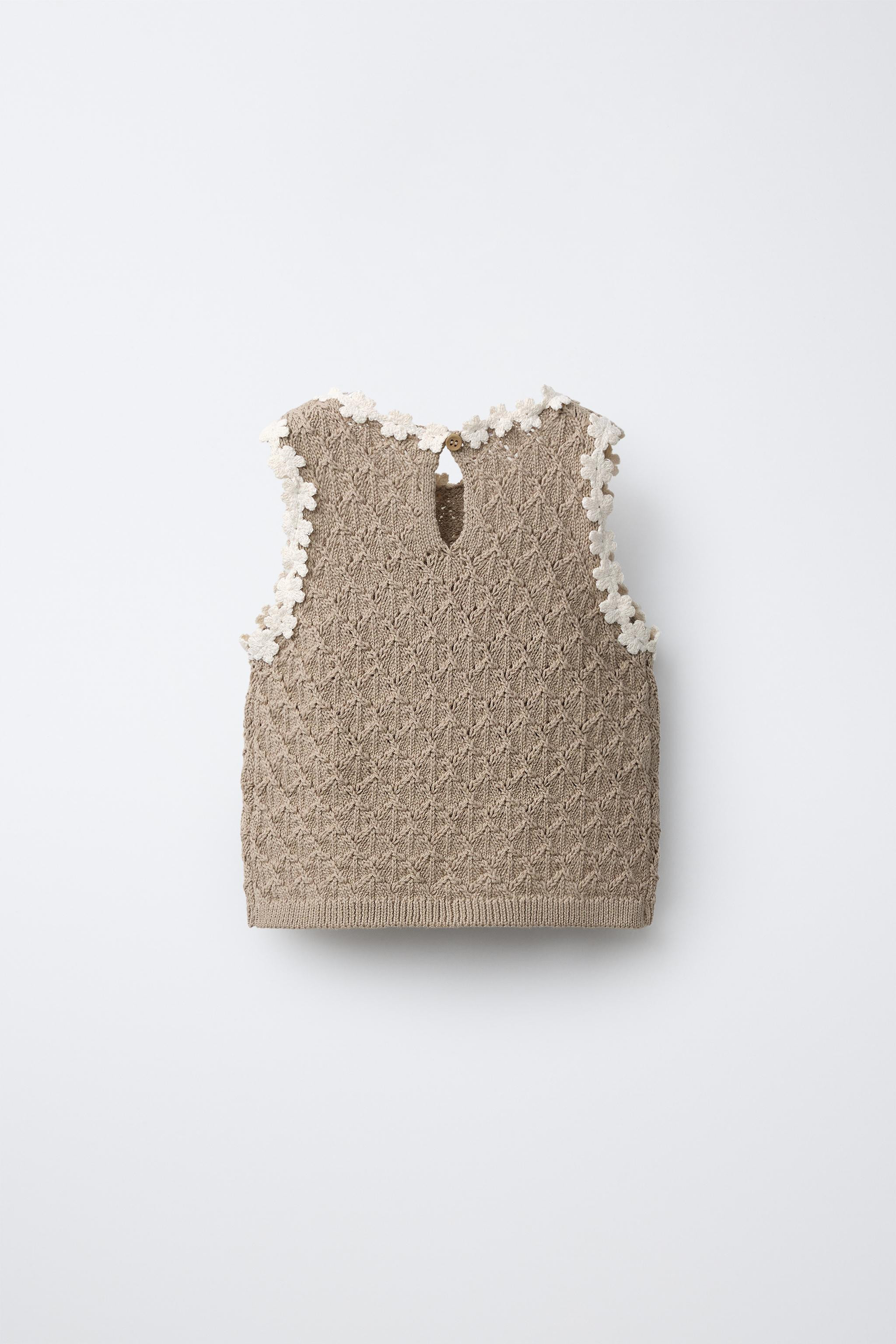 CROCHETED FLOWER KNIT TOP | Zara US
